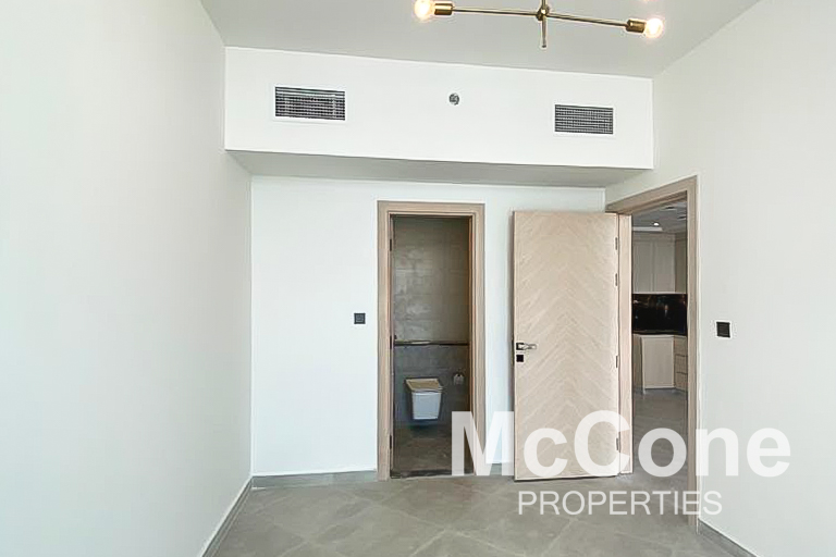 1 Bedroom Apartment for Rent in Binghatti Avenue, Al Jaddaf — photo 6 of 12