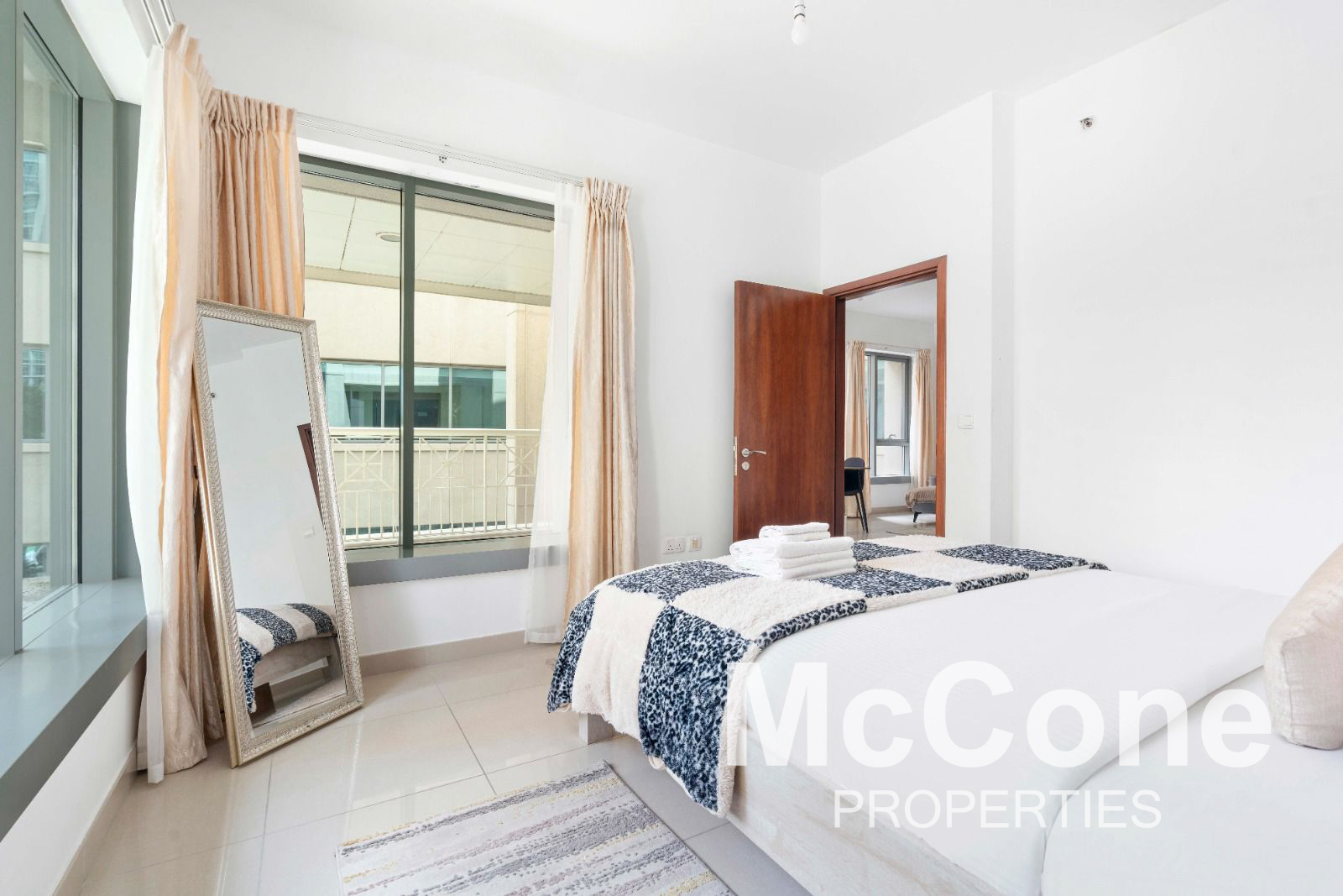 1 Bedroom Apartment for Rent in 29 Burj Boulevard Tower 1, Downtown Dubai — photo 9 of 12