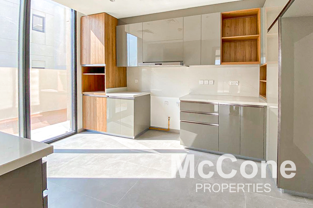 4 Bedroom Townhouse for Rent in Jebel Ali Village Villas, Jebel Ali — photo 6 of 22