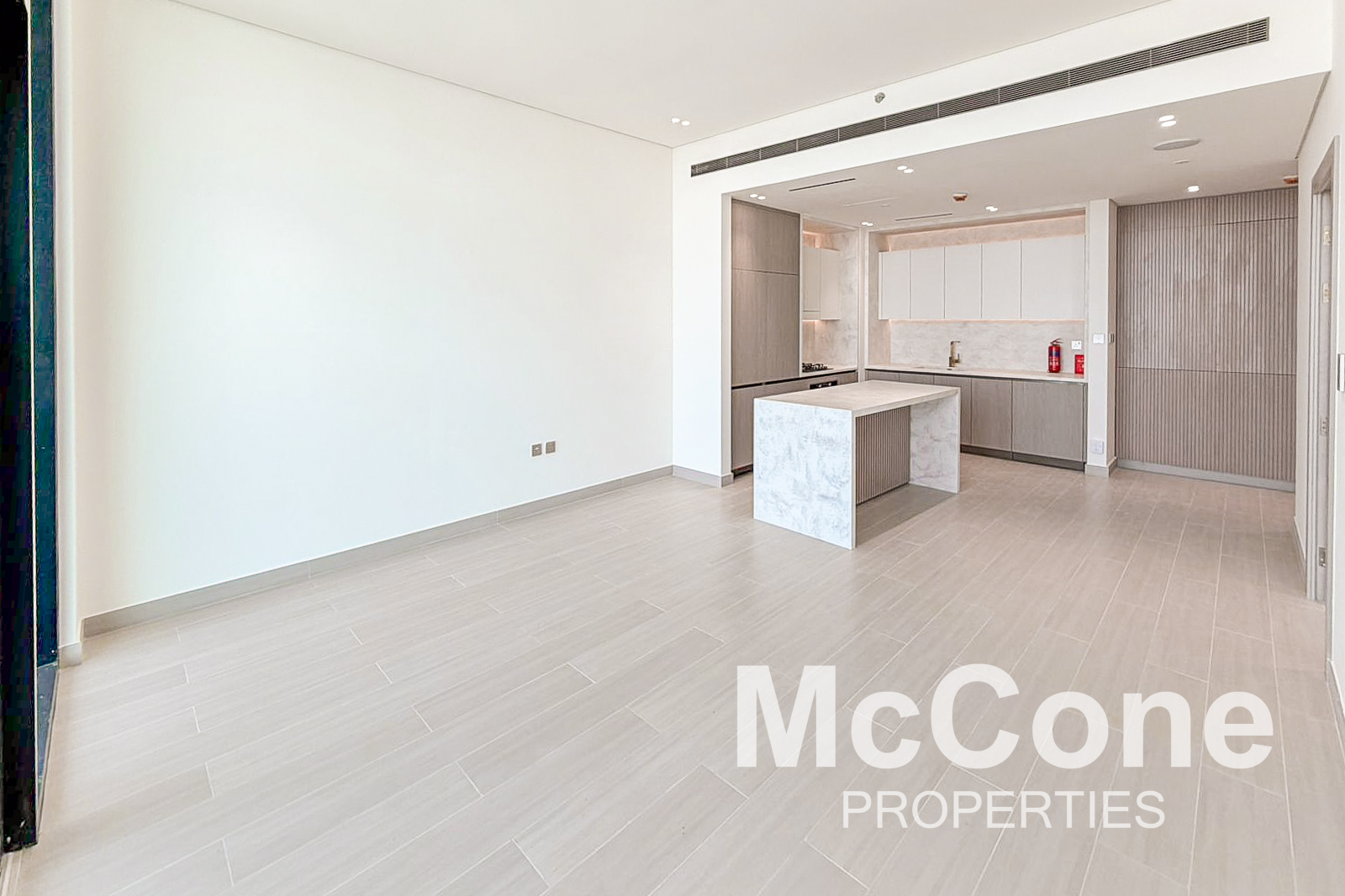1 Bedroom Apartment for Rent in Binghatti Apex, Jumeirah Village Circle — photo 2 of 27
