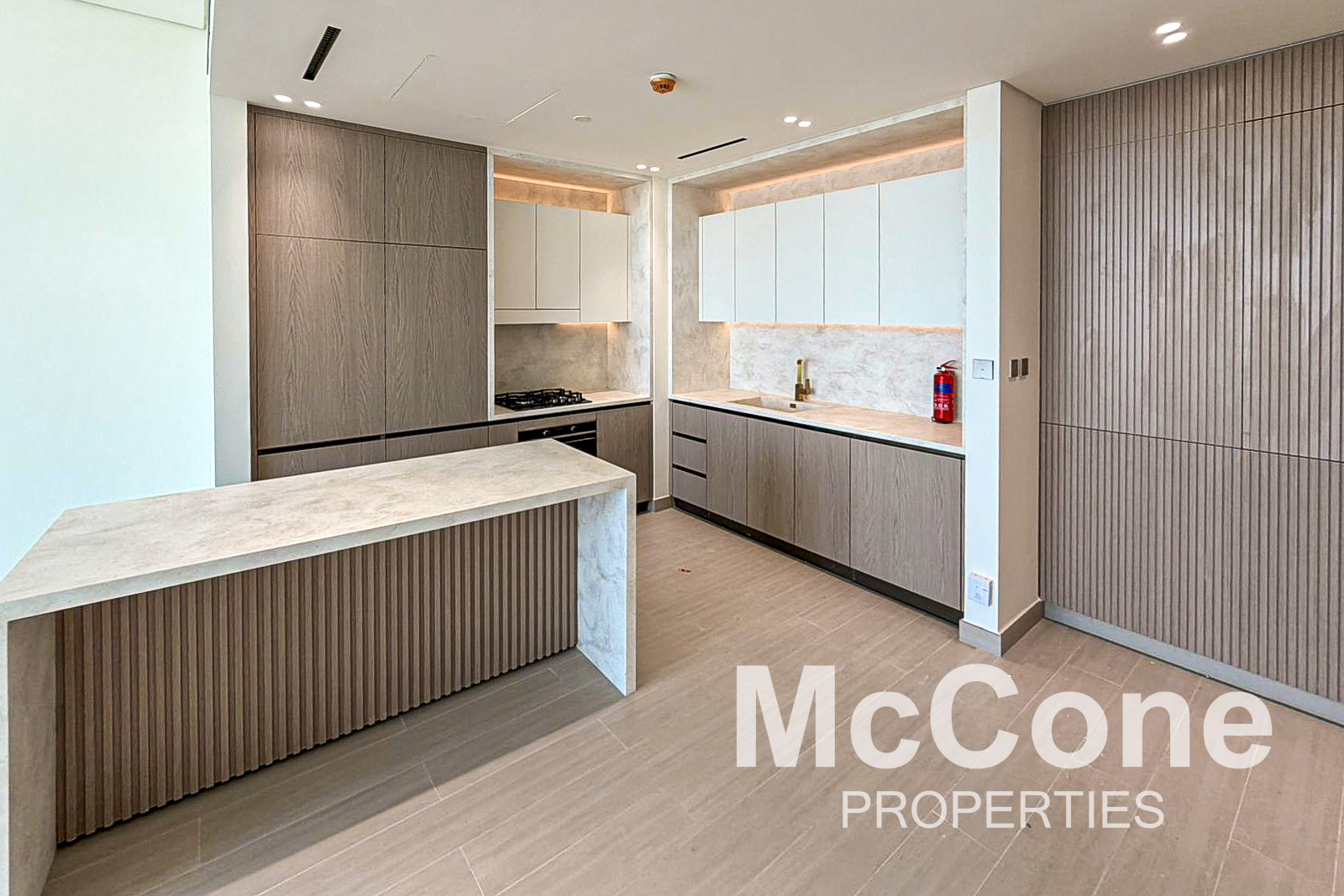 1 Bedroom Apartment for Rent in Binghatti Apex, Jumeirah Village Circle — photo 3 of 27