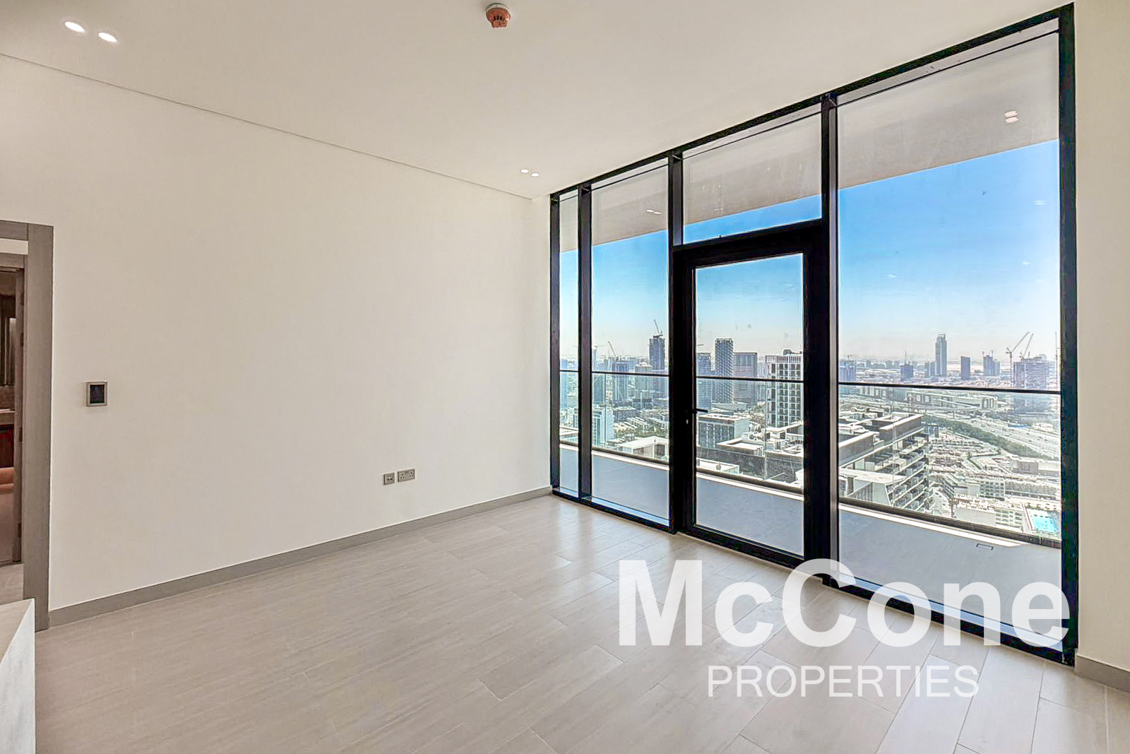 1 Bedroom Apartment for Rent in Binghatti Apex, Jumeirah Village Circle — photo 8 of 27
