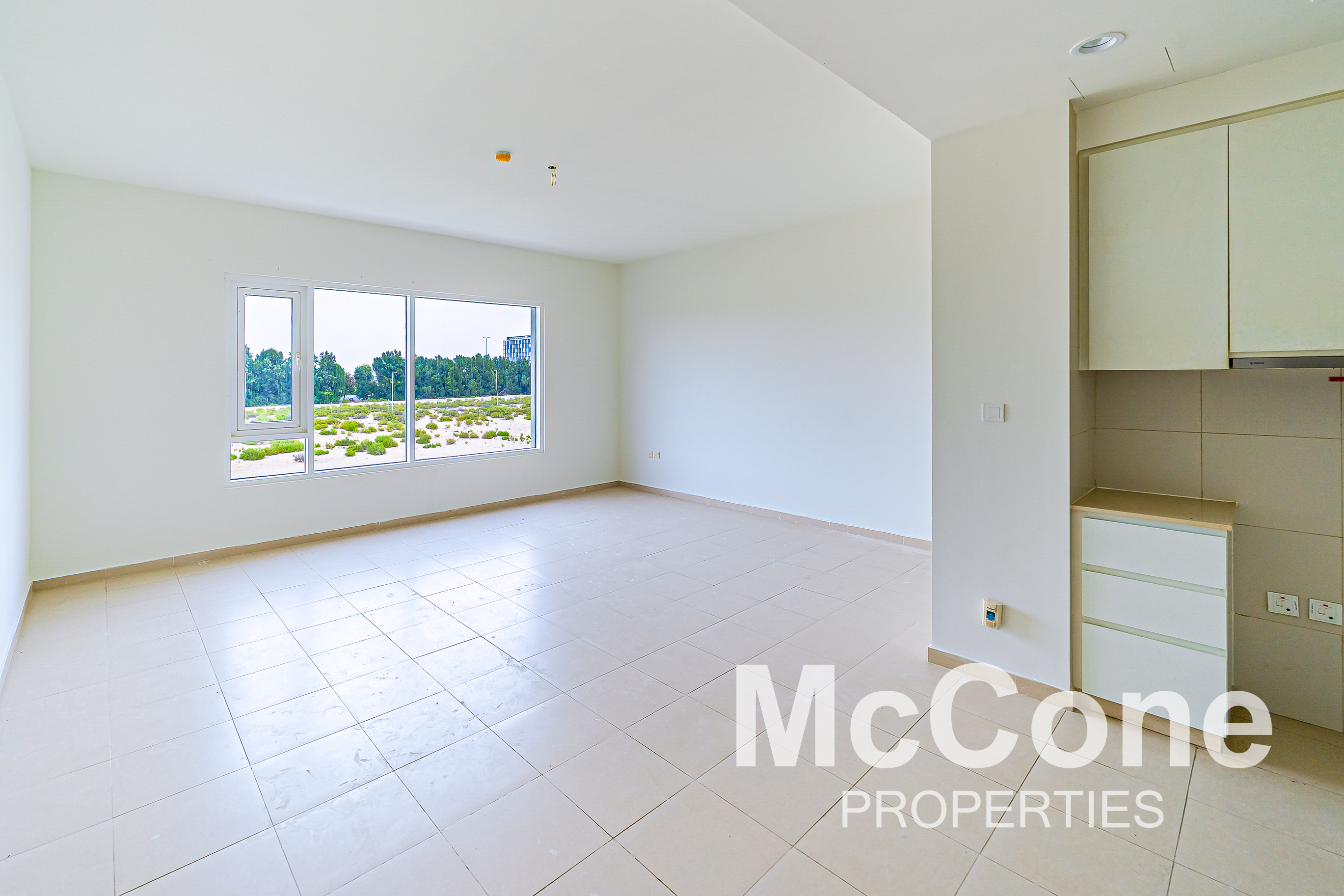 2 Bedroom Apartment for Rent in Urbana 2, Dubai South (Dubai World Central) — photo 2 of 17