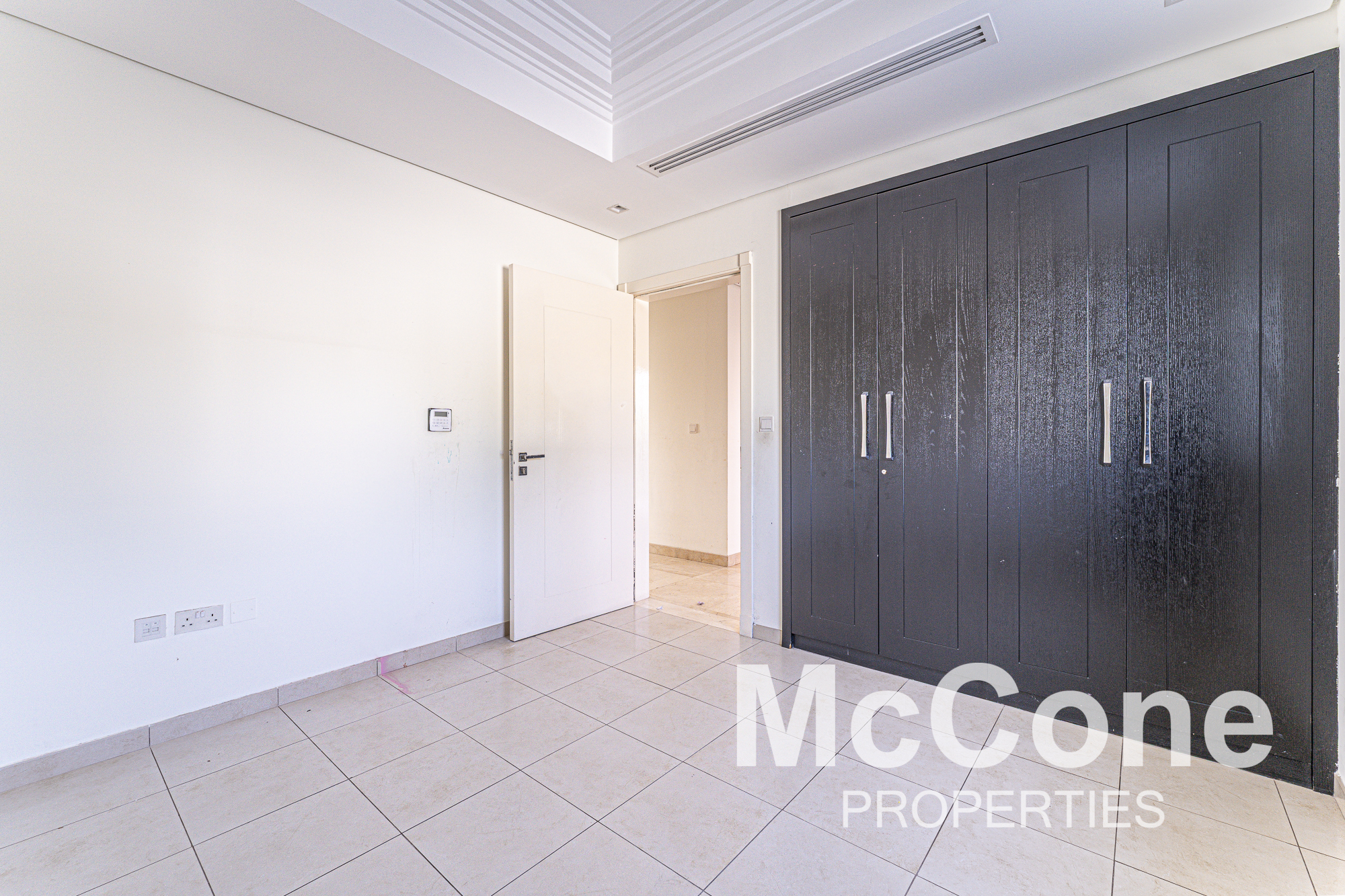 4 Bedroom Villa for Rent in Quortaj, Al Furjan — photograph 10 of 30