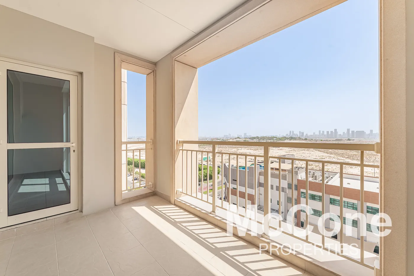 Mosela Waterside Residences, Dubai