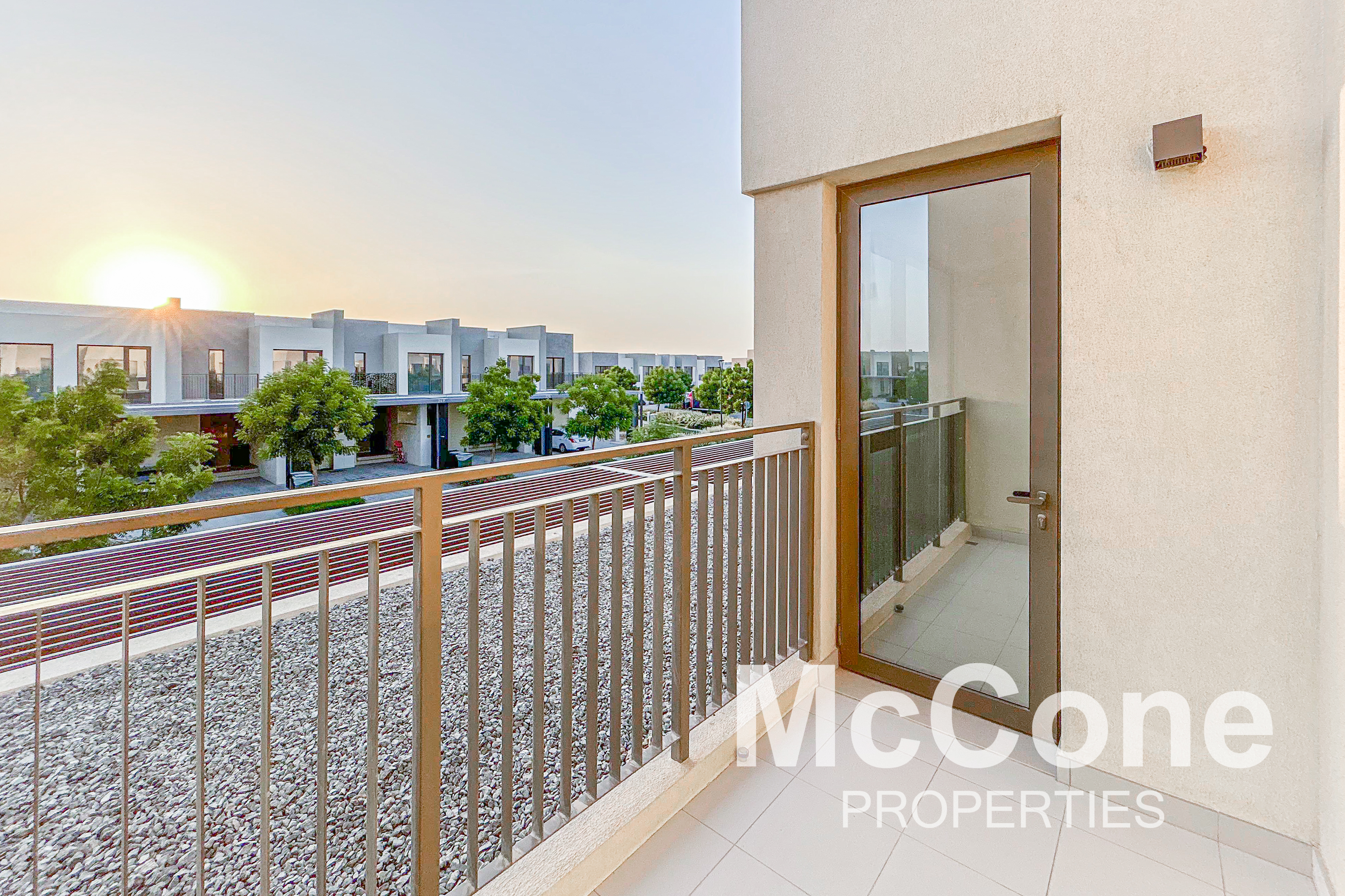 3 Bedroom Villa for Rent in Parkside 3, Dubai South (Dubai World Central) — photograph 11 of 15
