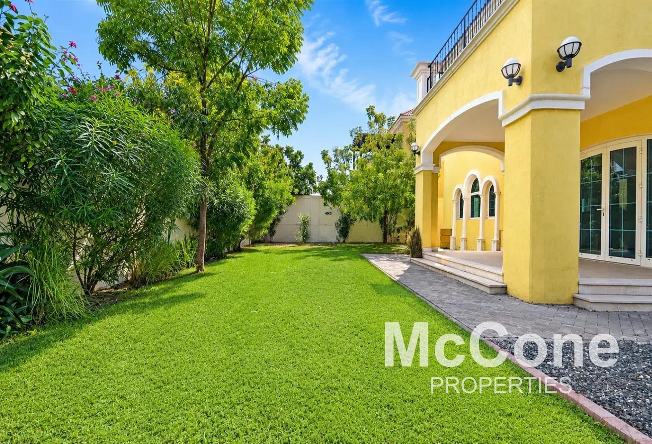 3 Bedroom Villa for Rent in District 7, Jumeirah Park — photo 8 of 10