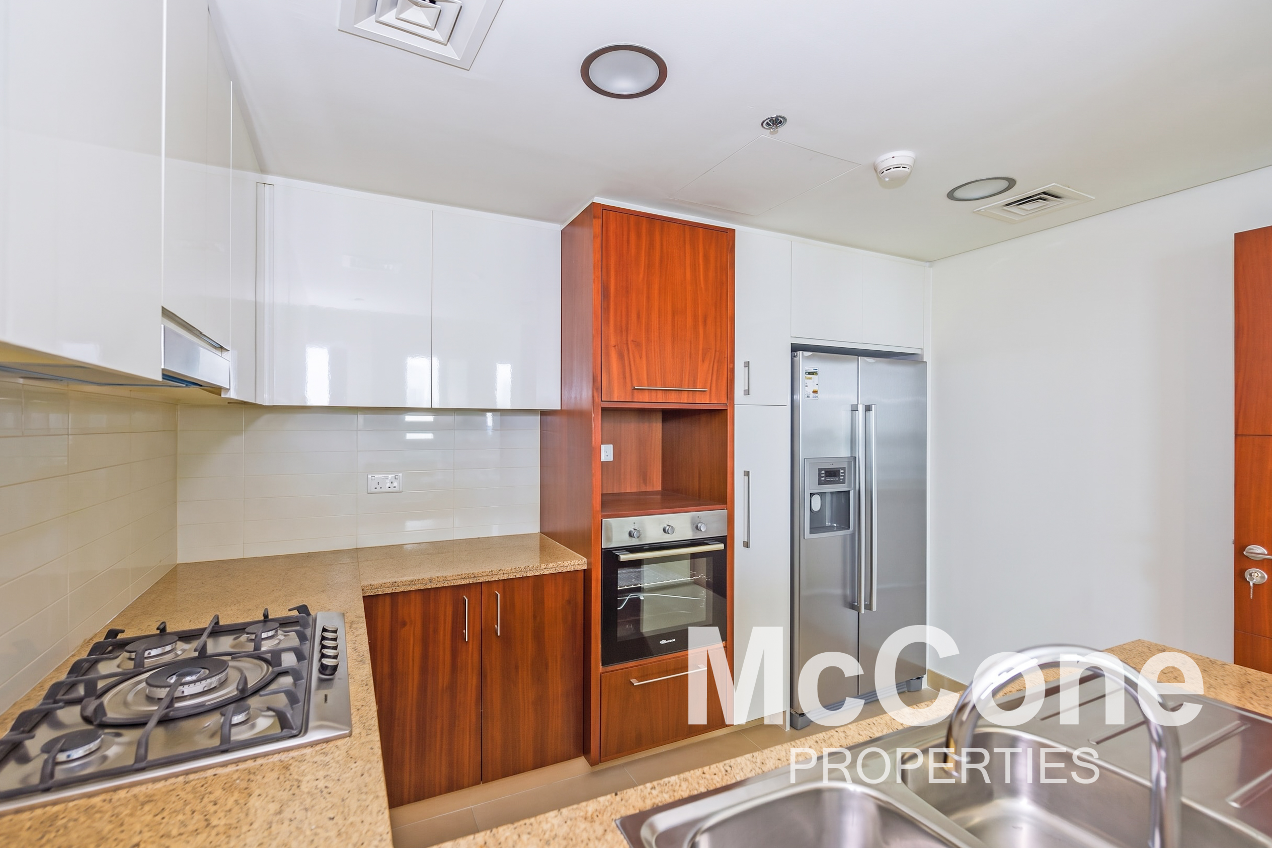 2 Bedroom Apartment for Rent in Burj Vista Tower 1, Downtown Dubai — photo 6 of 11