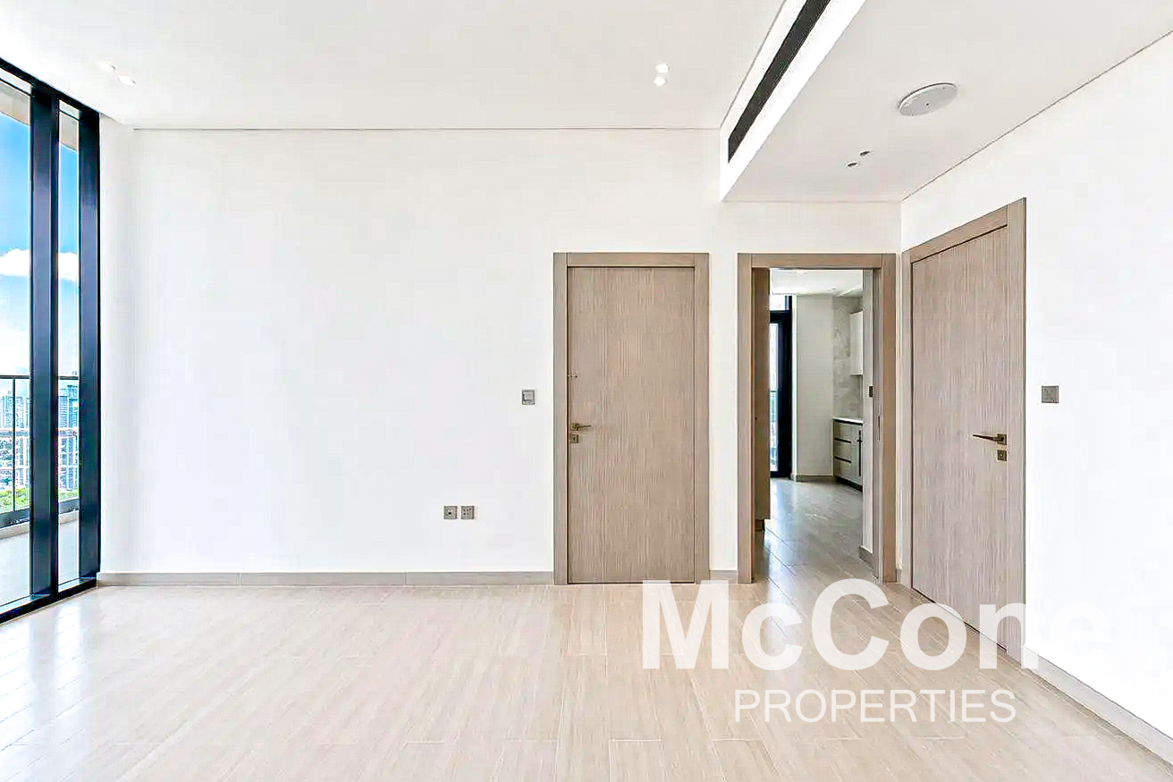 1 Bedroom Apartment for Rent in Binghatti Apex, Jumeirah Village Circle — photo 2 of 16
