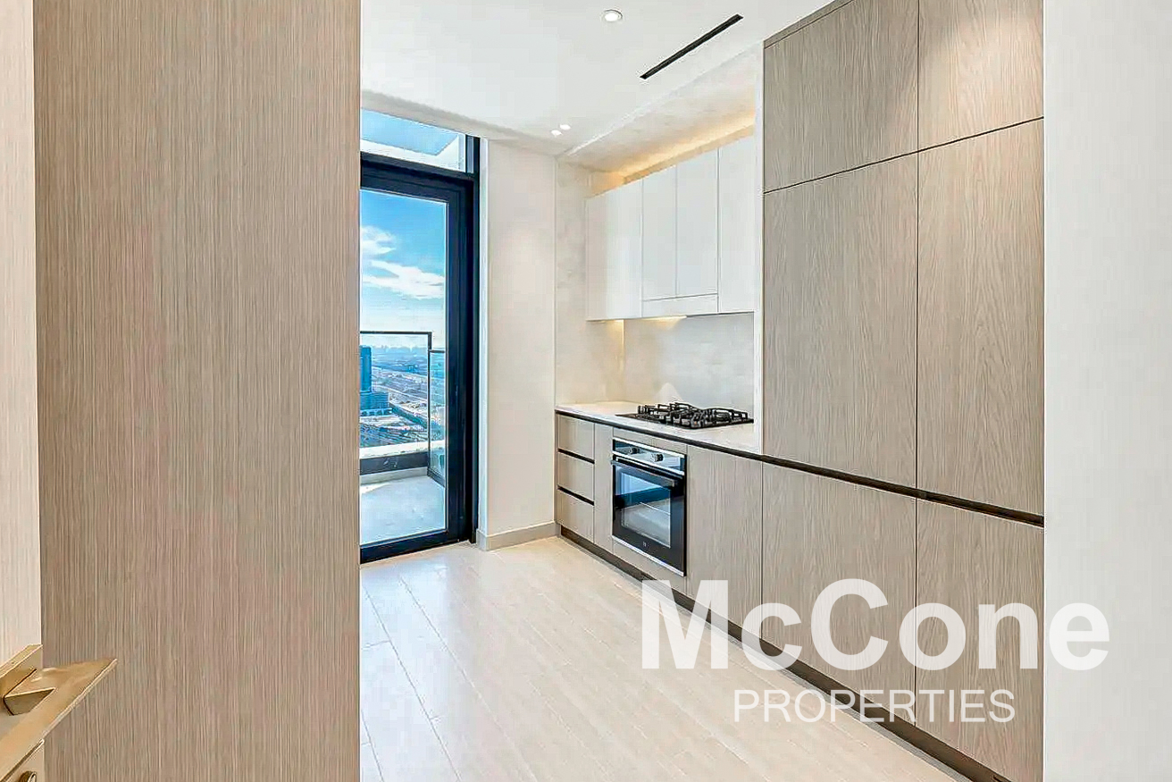 1 Bedroom Apartment for Rent in Binghatti Apex, Jumeirah Village Circle — photo 3 of 16