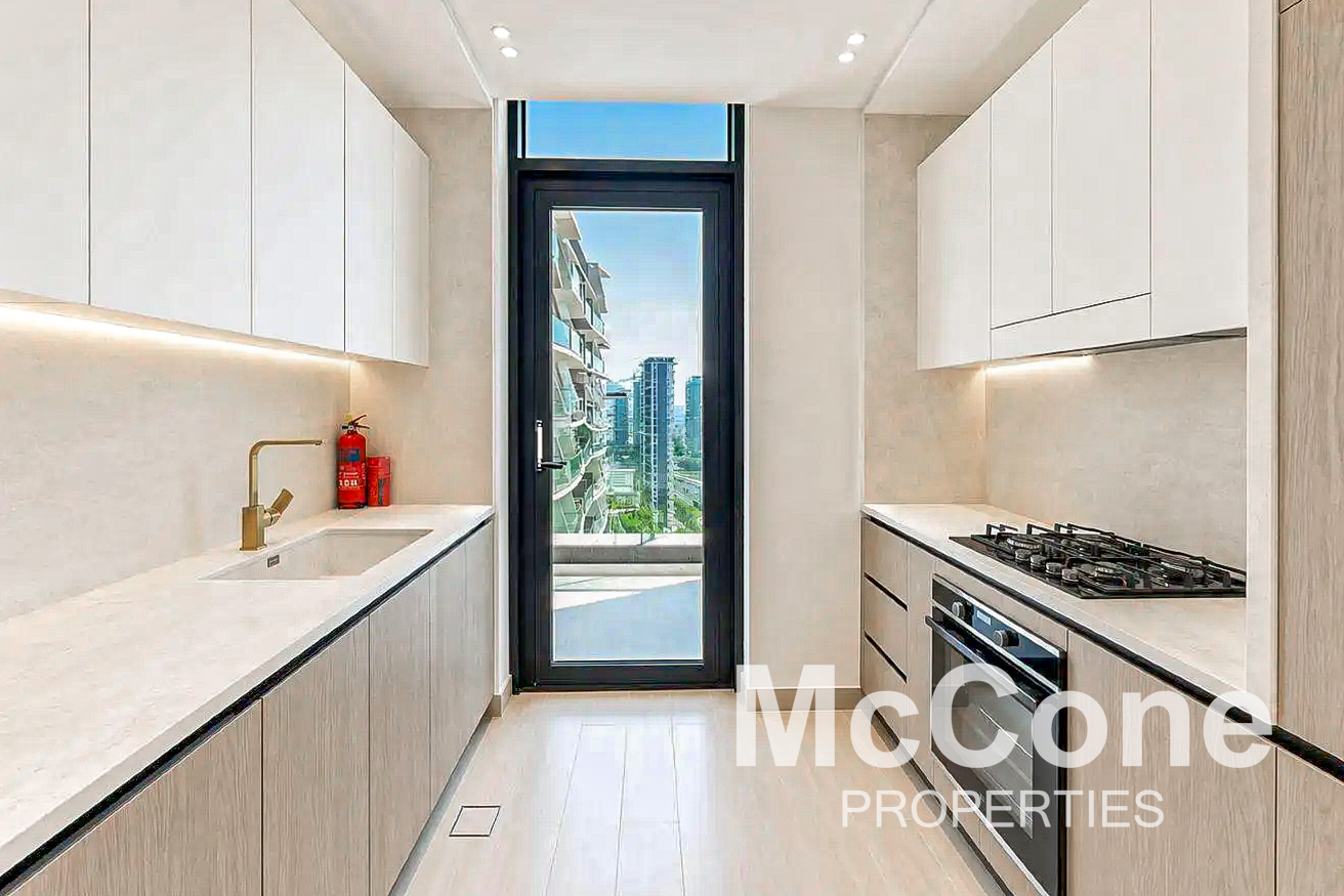 1 Bedroom Apartment for Rent in Binghatti Apex, Jumeirah Village Circle — photo 4 of 16
