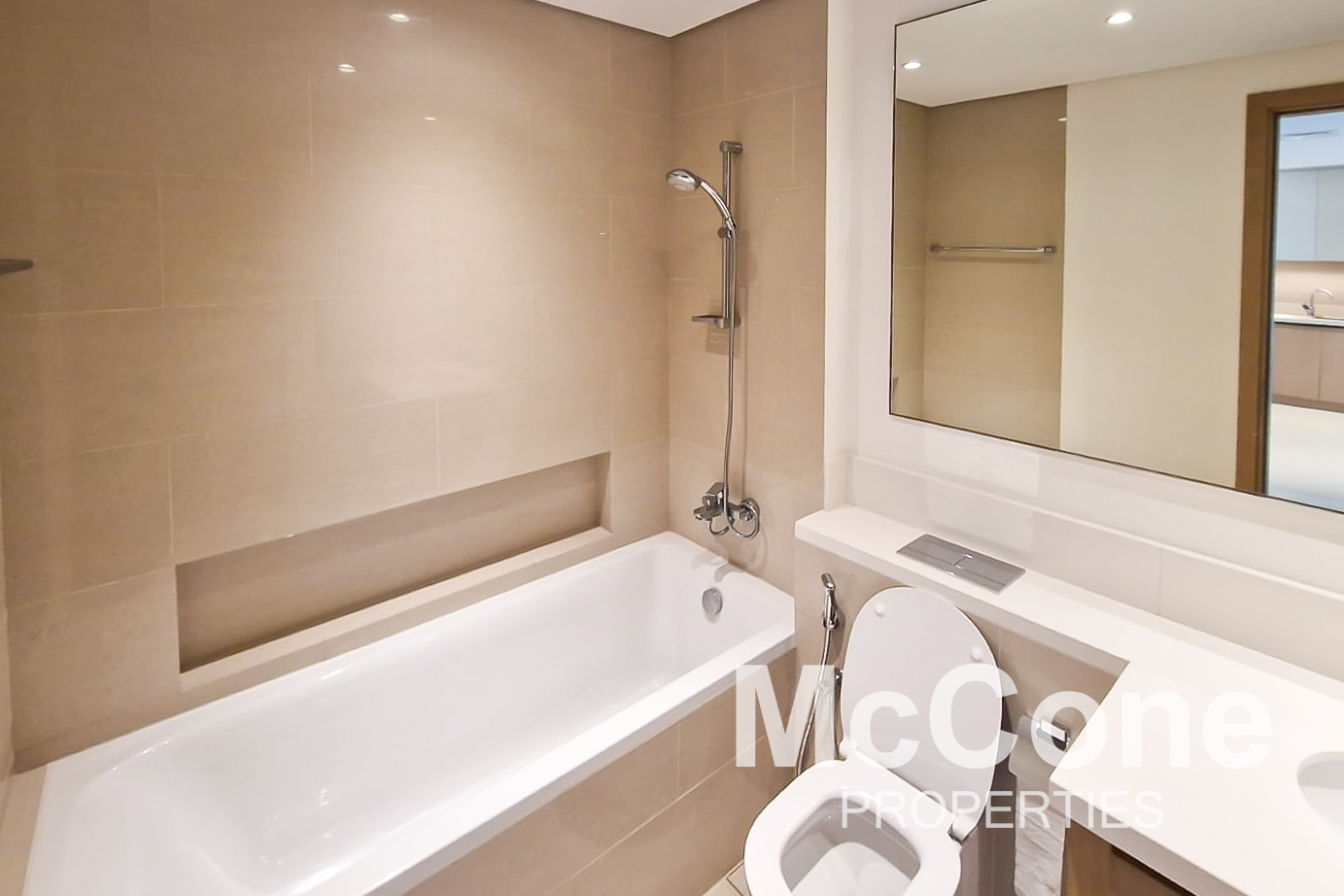 1 Bedroom Apartment for Rent in Harbour Views 2, Dubai Creek Harbour (The Lagoons) — photograph 14 of 23