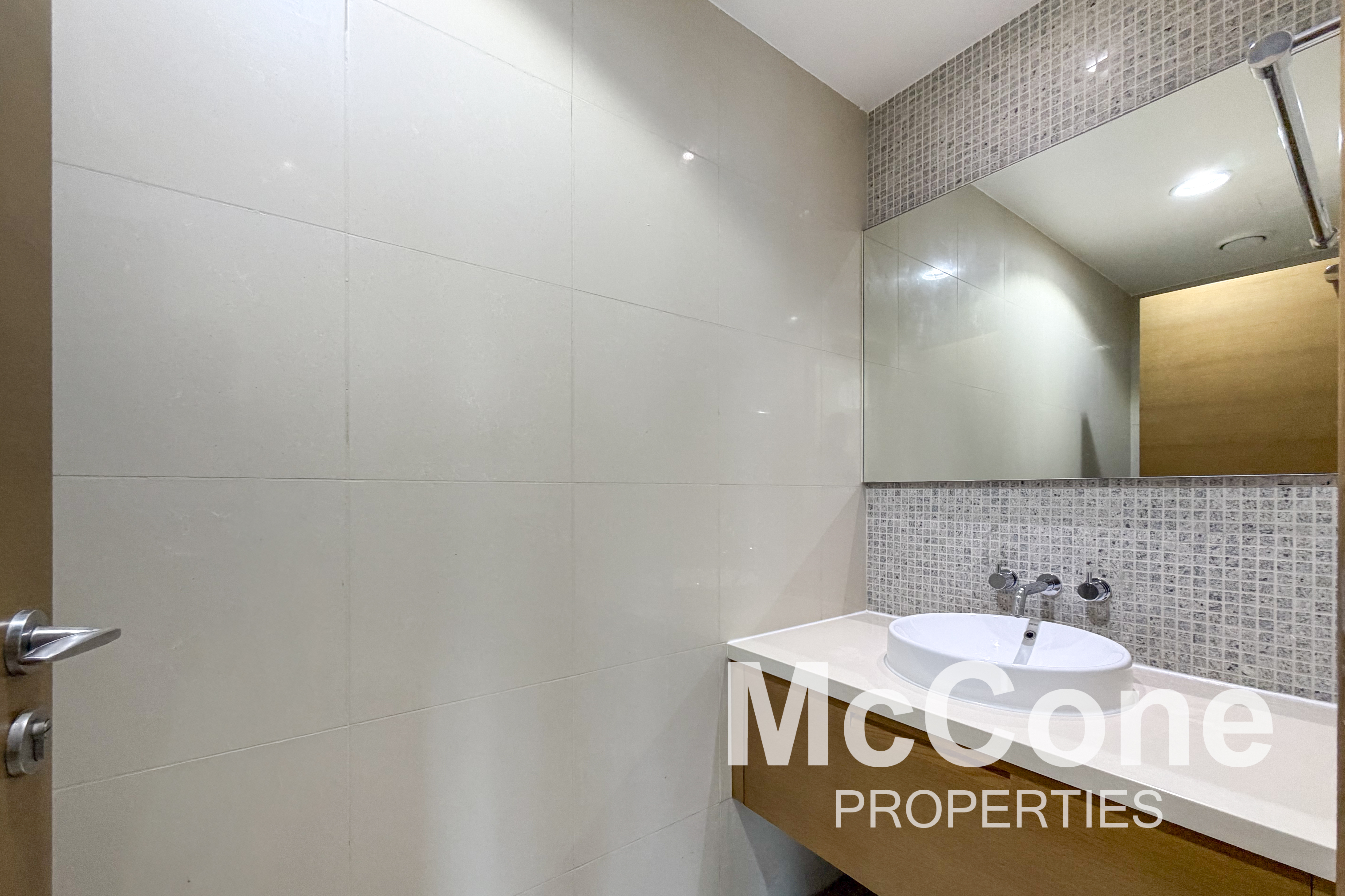 3 Bedroom Apartment for Rent in Claren Tower 1, Downtown Dubai — photograph 11 of 14