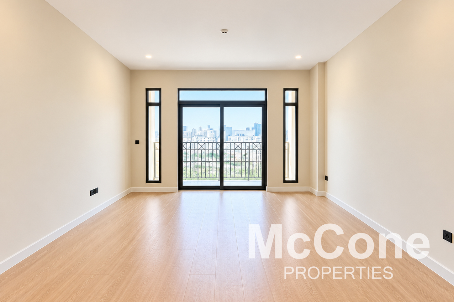 1 Bedroom Apartment for Rent in Lamtara 3, Umm Suqeim — photo 3 of 10