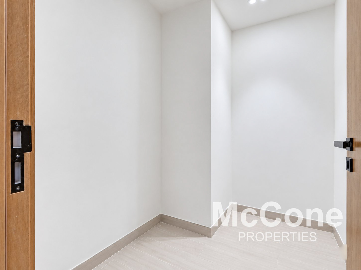 2 Bedroom Apartment for Rent in Binghatti Orchid, Jumeirah Village Circle — photo 8 of 10