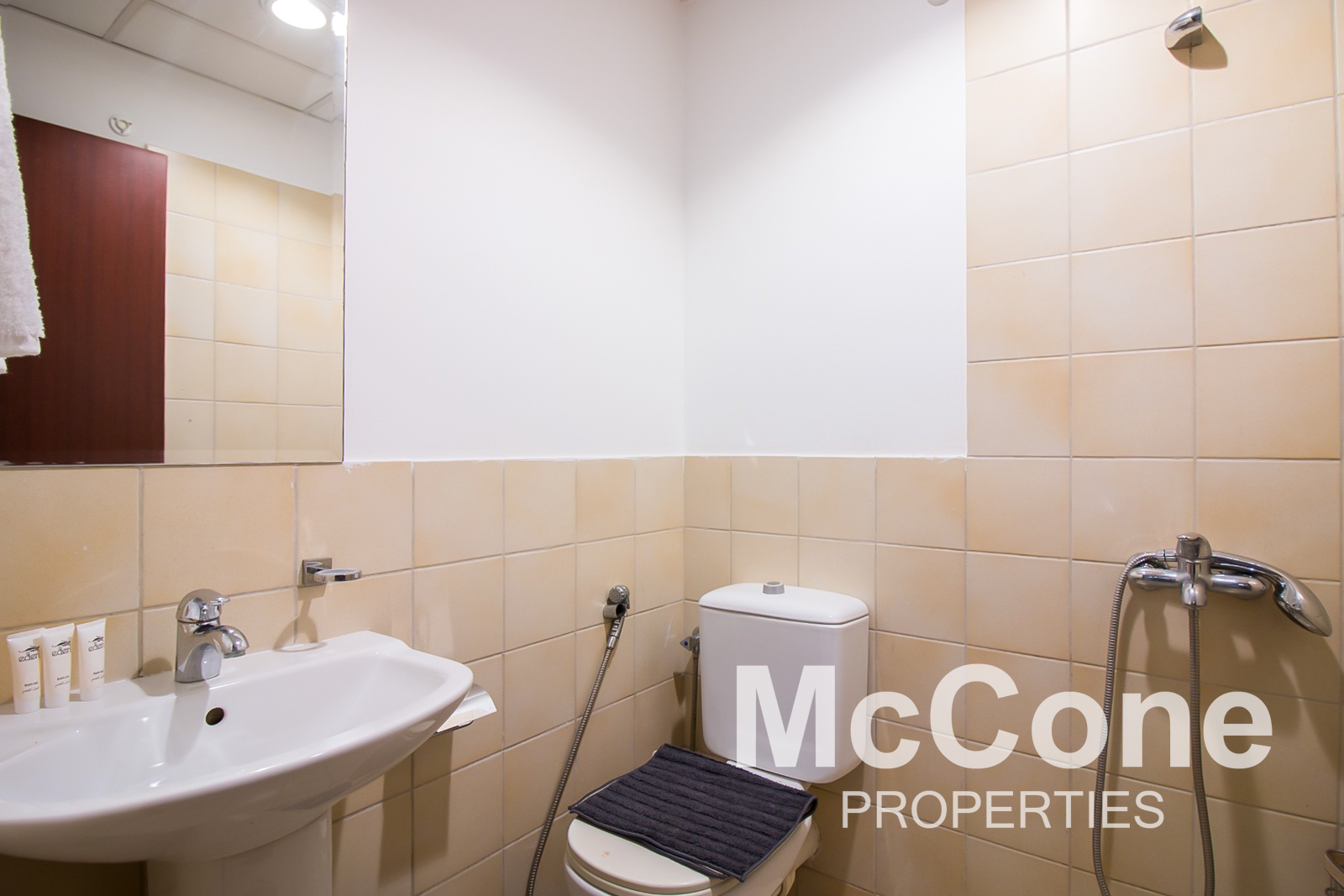 3 Bedroom Apartment for Rent in Shams 2, Jumeirah Beach Residence — photograph 19 of 19