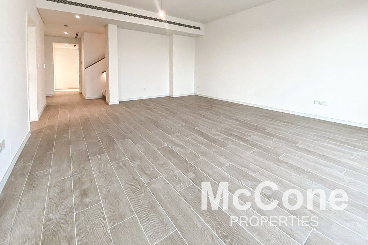 4 Bedroom Townhouse for Rent in Jebel Ali Village Townhouses, Jebel Ali — photo 3 of 18