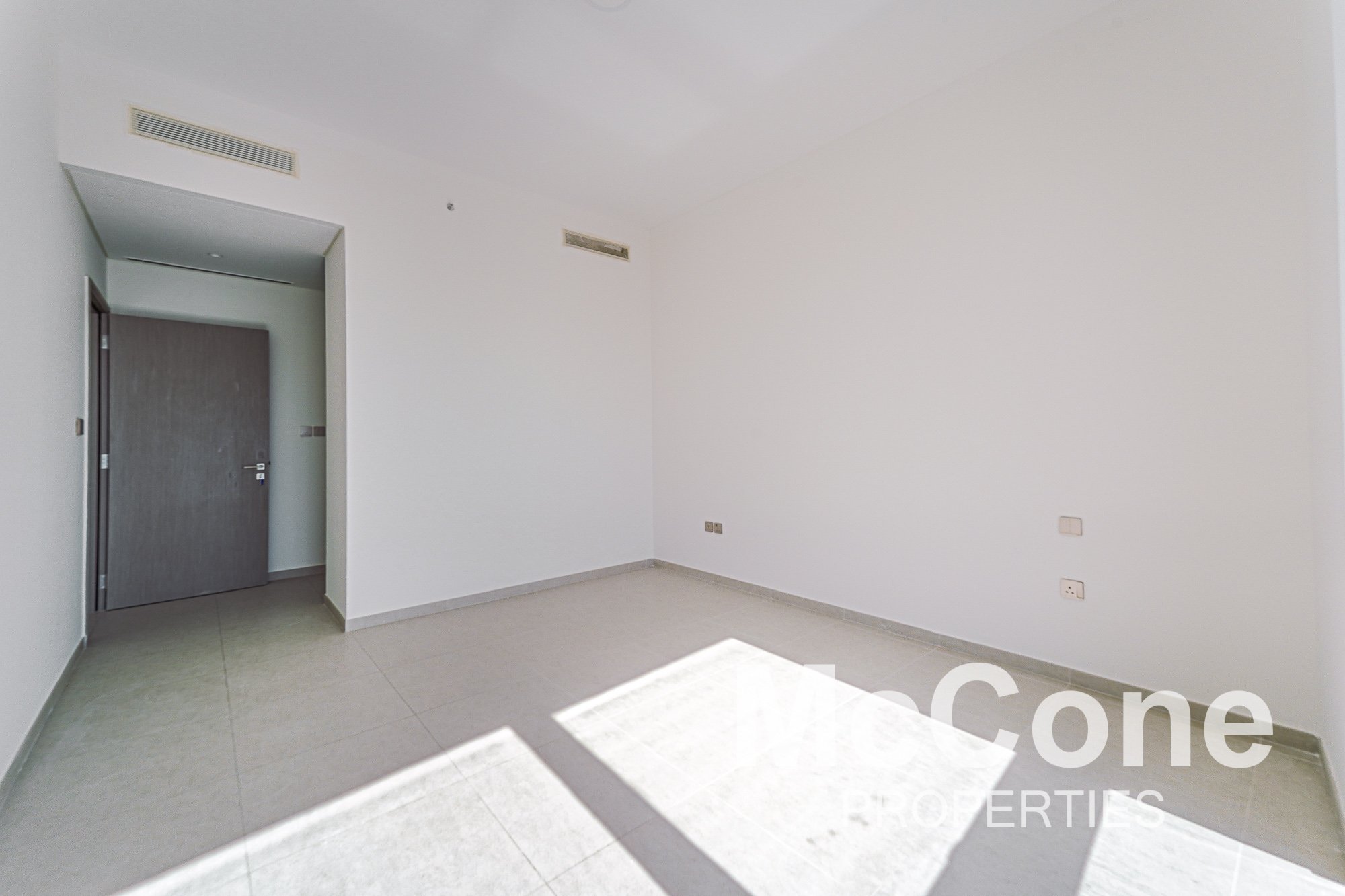 2 Bedroom Apartment for Rent in Grande, Downtown Dubai — photo 7 of 17
