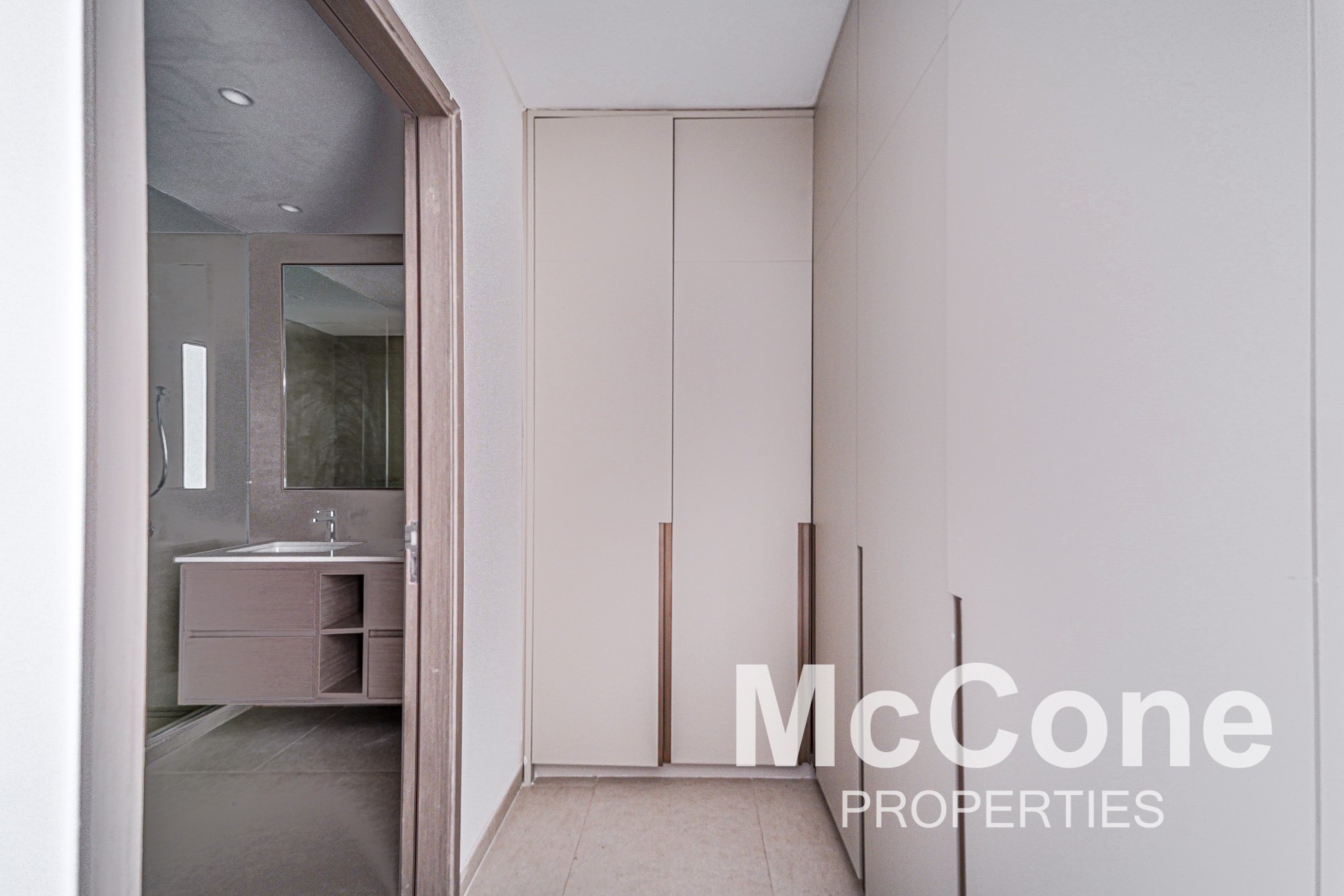 2 Bedroom Apartment for Rent in Grande, Downtown Dubai — photograph 10 of 17
