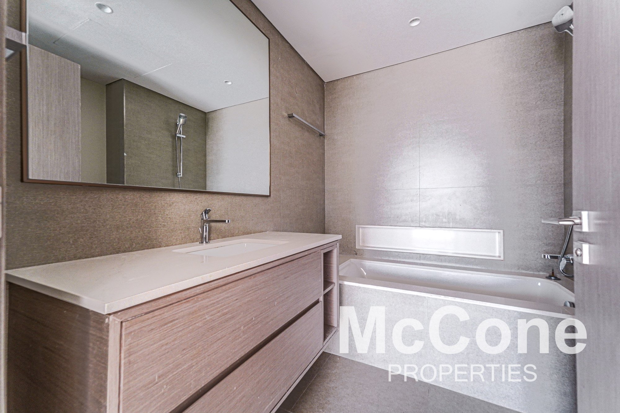 2 Bedroom Apartment for Rent in Grande, Downtown Dubai — photograph 11 of 17