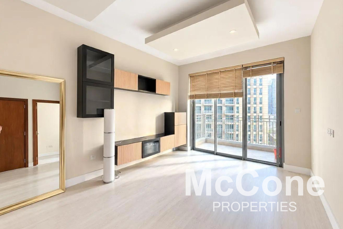 1 Bedroom Apartment for Rent in Standpoint Tower 2, Downtown Dubai