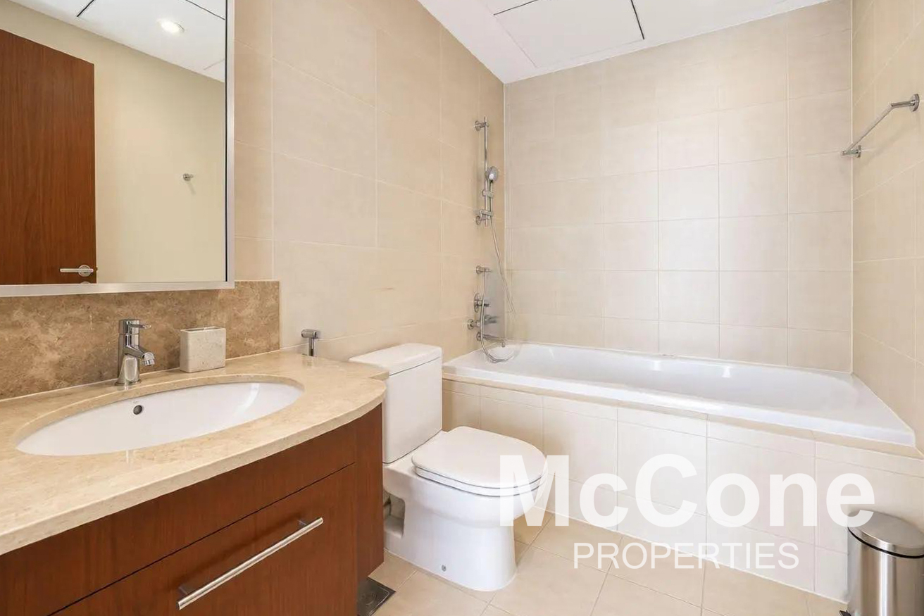 1 Bedroom Apartment for Rent in Standpoint Tower 2, Downtown Dubai — photo 9 of 16