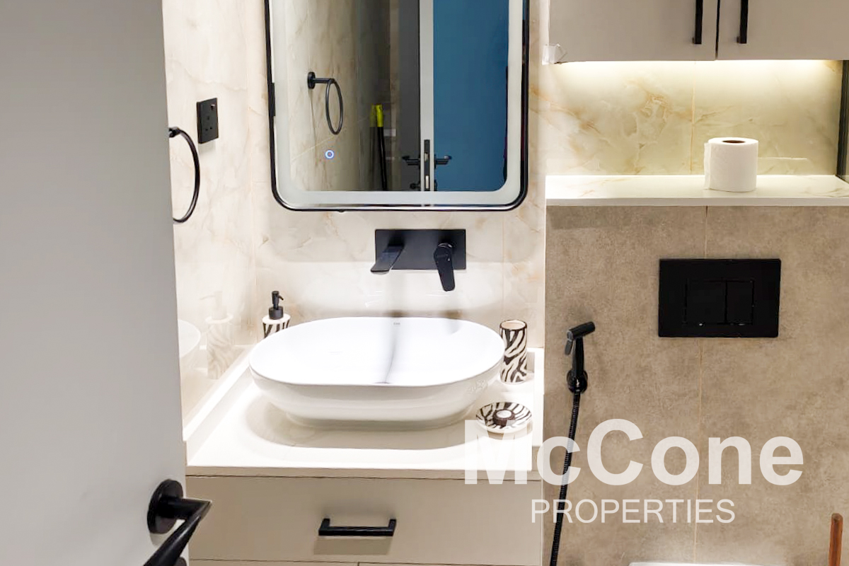 2 Bedroom Apartment for Rent in Marina View Tower A, Dubai Marina — photograph 12 of 13