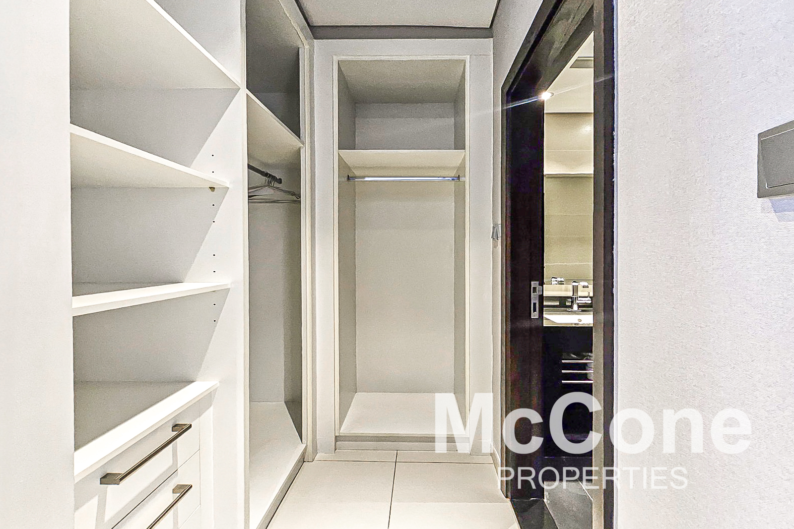 1 Bedroom Apartment for Rent in Cayan Tower, Dubai Marina — photograph 11 of 15