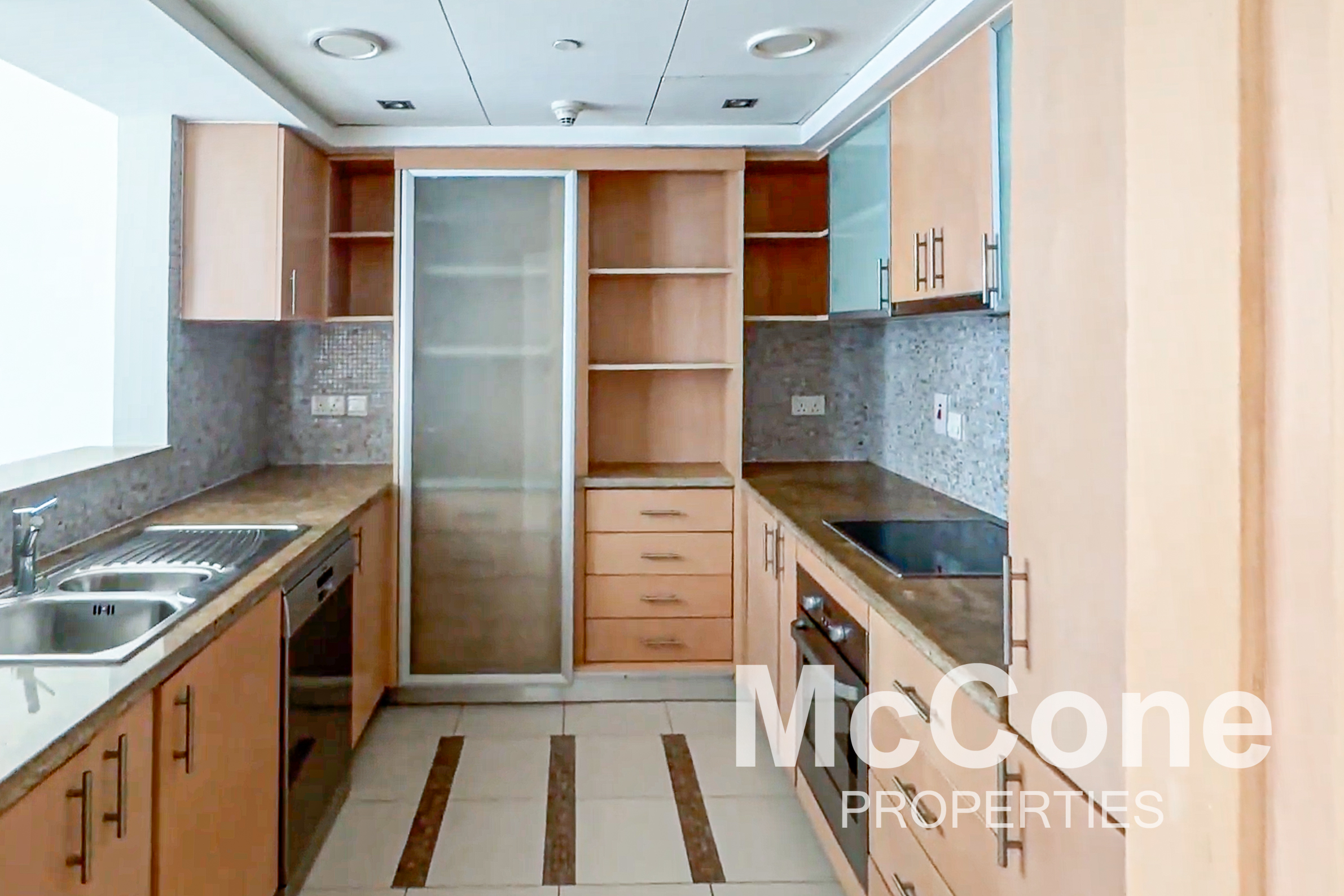 1 Bedroom Apartment for Rent in Blakely Tower, Dubai Marina — photo 3 of 10