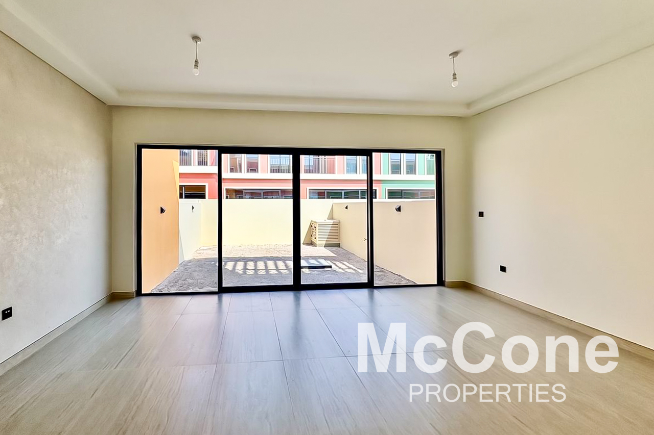 3 Bedroom Villa for Rent in Portofino, Damac Lagoons