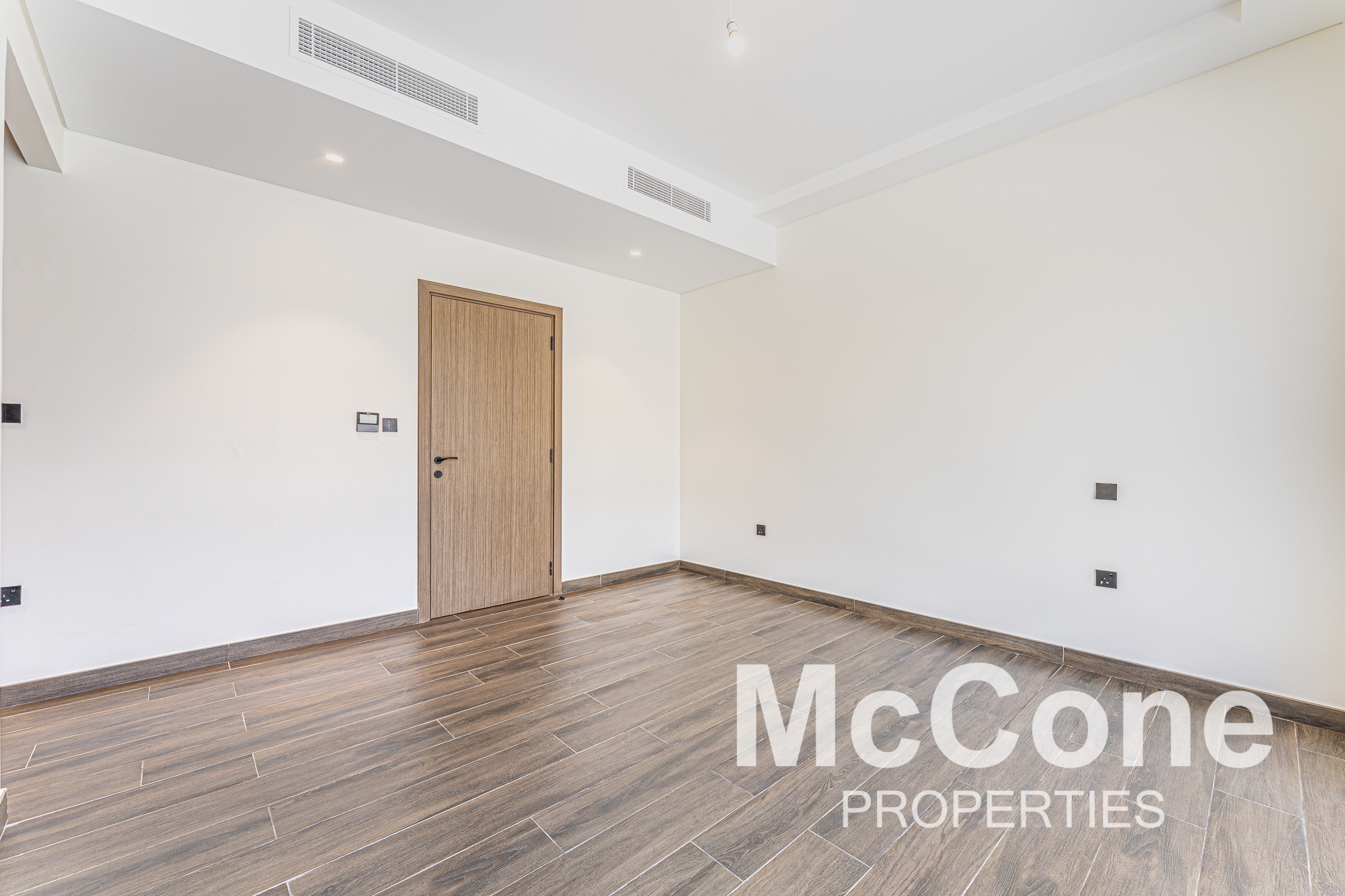 4 Bedroom Villa for Rent in Portofino, Damac Lagoons — photo 8 of 11