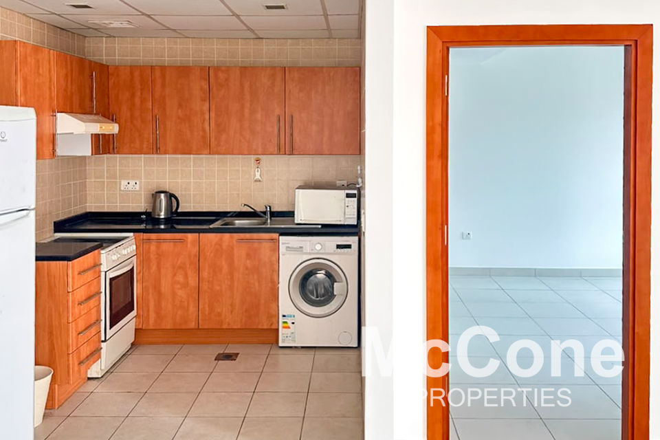 1 Bedroom Apartment for Rent in Marina View Tower B, Dubai Marina — photo 4 of 12