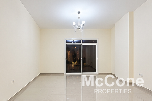 1 Bedroom Apartment for Rent in May Residence 5, Jumeirah Village Circle — photo 2 of 10