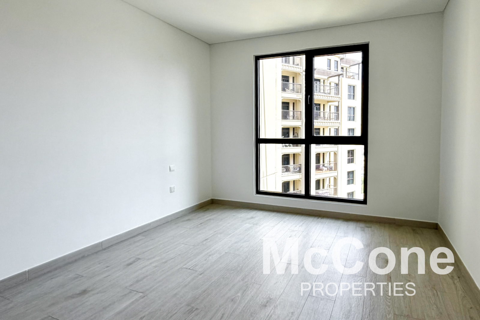 2 Bedroom Apartment for Rent in Lamtara 3, Umm Suqeim — photo 7 of 17