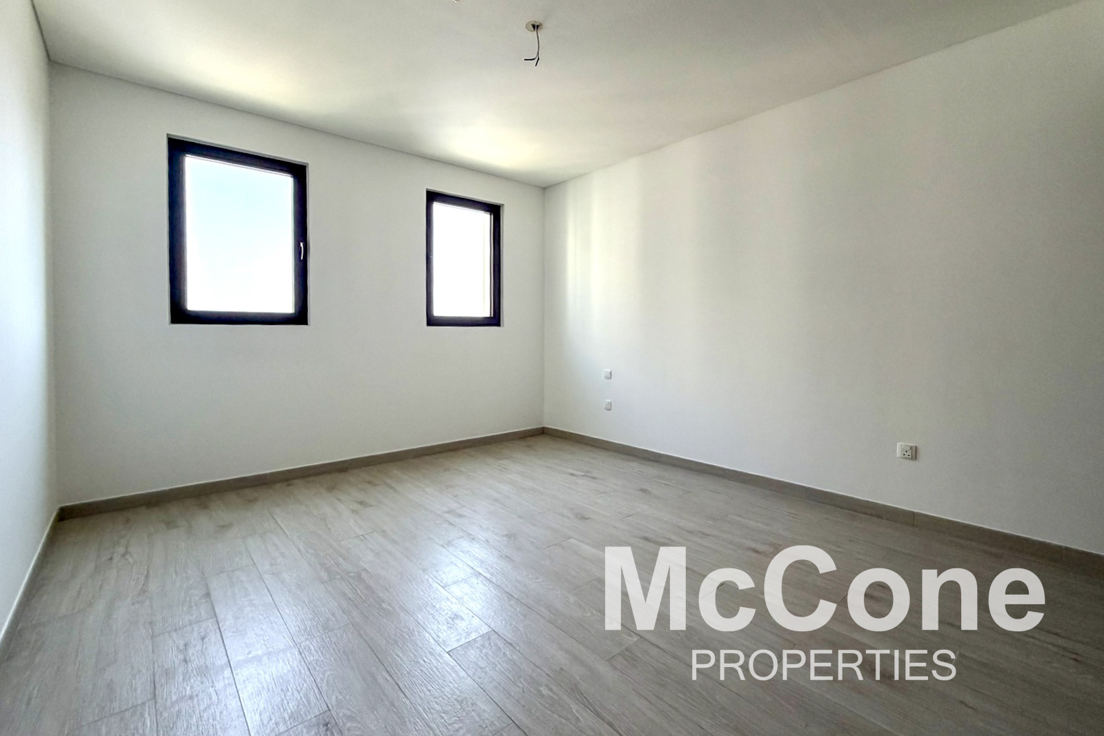 2 Bedroom Apartment for Rent in Lamtara 3, Umm Suqeim — photo 9 of 17