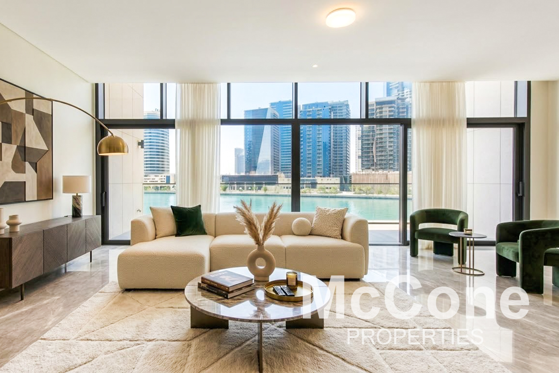 2 Bedroom Apartment for Rent in Peninsula Five, Business Bay