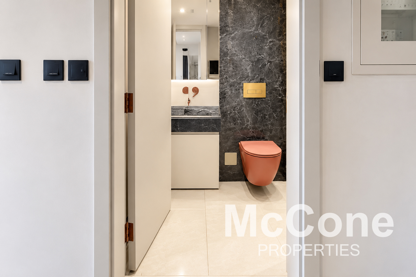 Studio Apartment for Rent in Hyde Walk, Al Satwa — photograph 11 of 15
