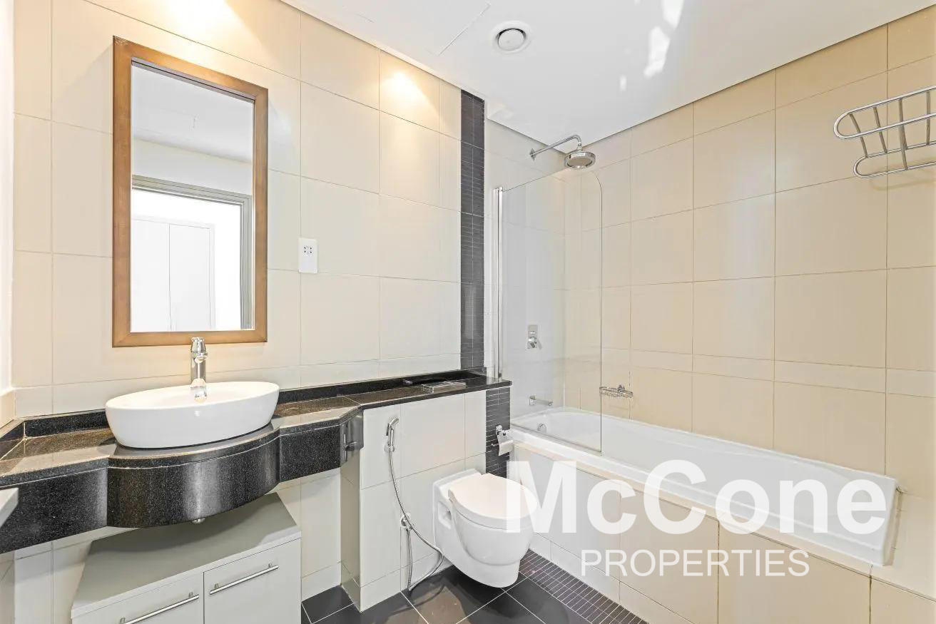 1 Bedroom Apartment for Rent in West Wharf, Business Bay — photograph 24 of 26