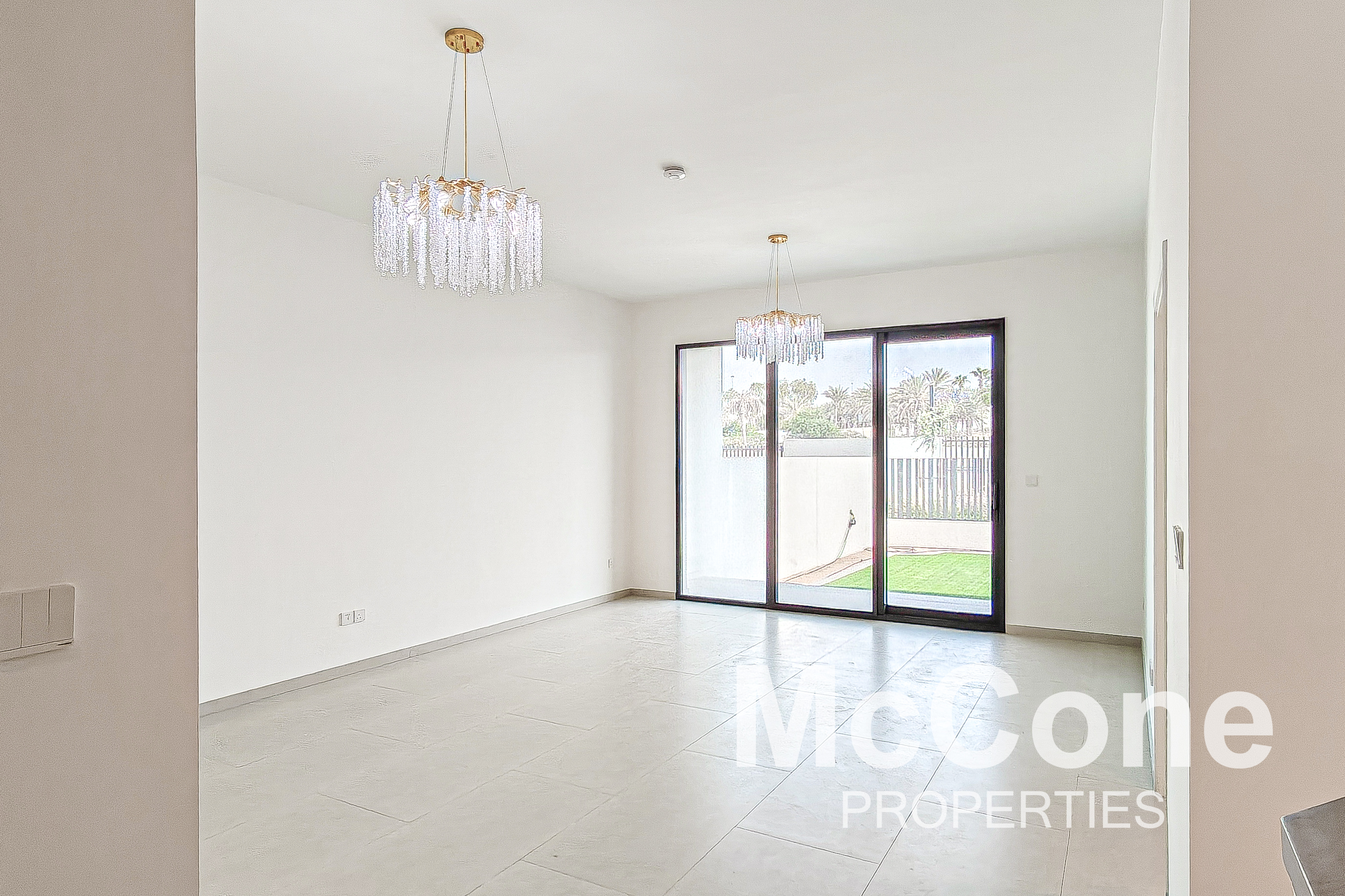 3 Bedroom Townhouse for Rent in Jebel Ali Village Townhouses, Jebel Ali — photo 2 of 20