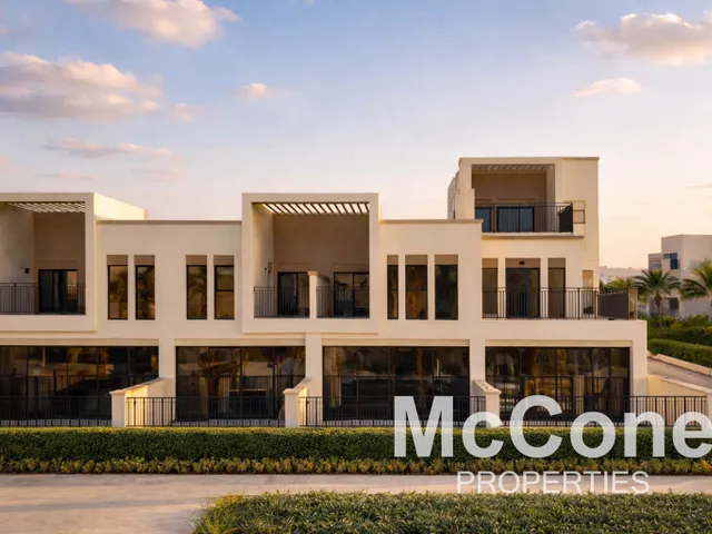 5 Bedroom Villa for Rent in Costa Brava 1, Damac Lagoons