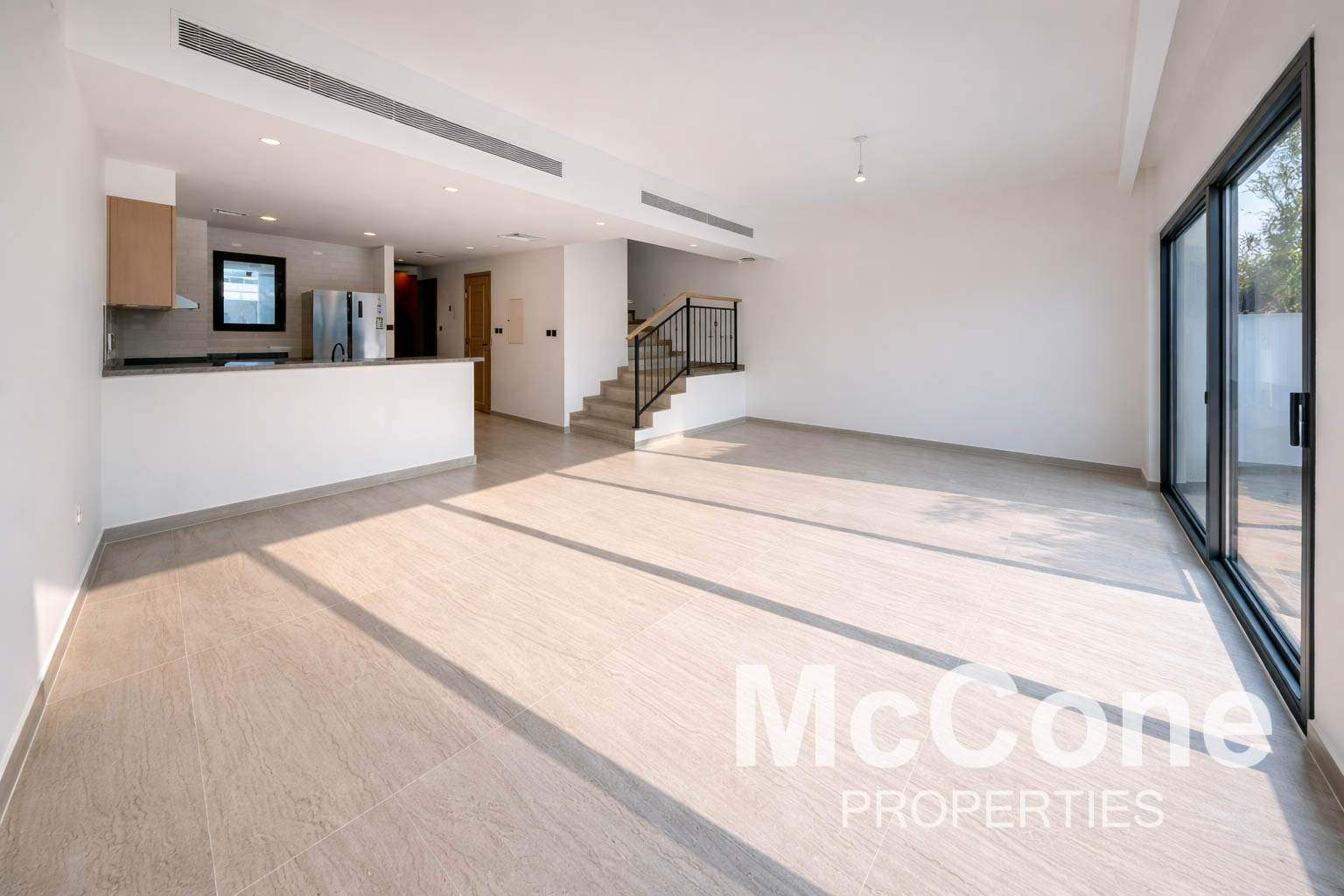 5 Bedroom Villa for Rent in Costa Brava 1, Damac Lagoons — photo 2 of 10