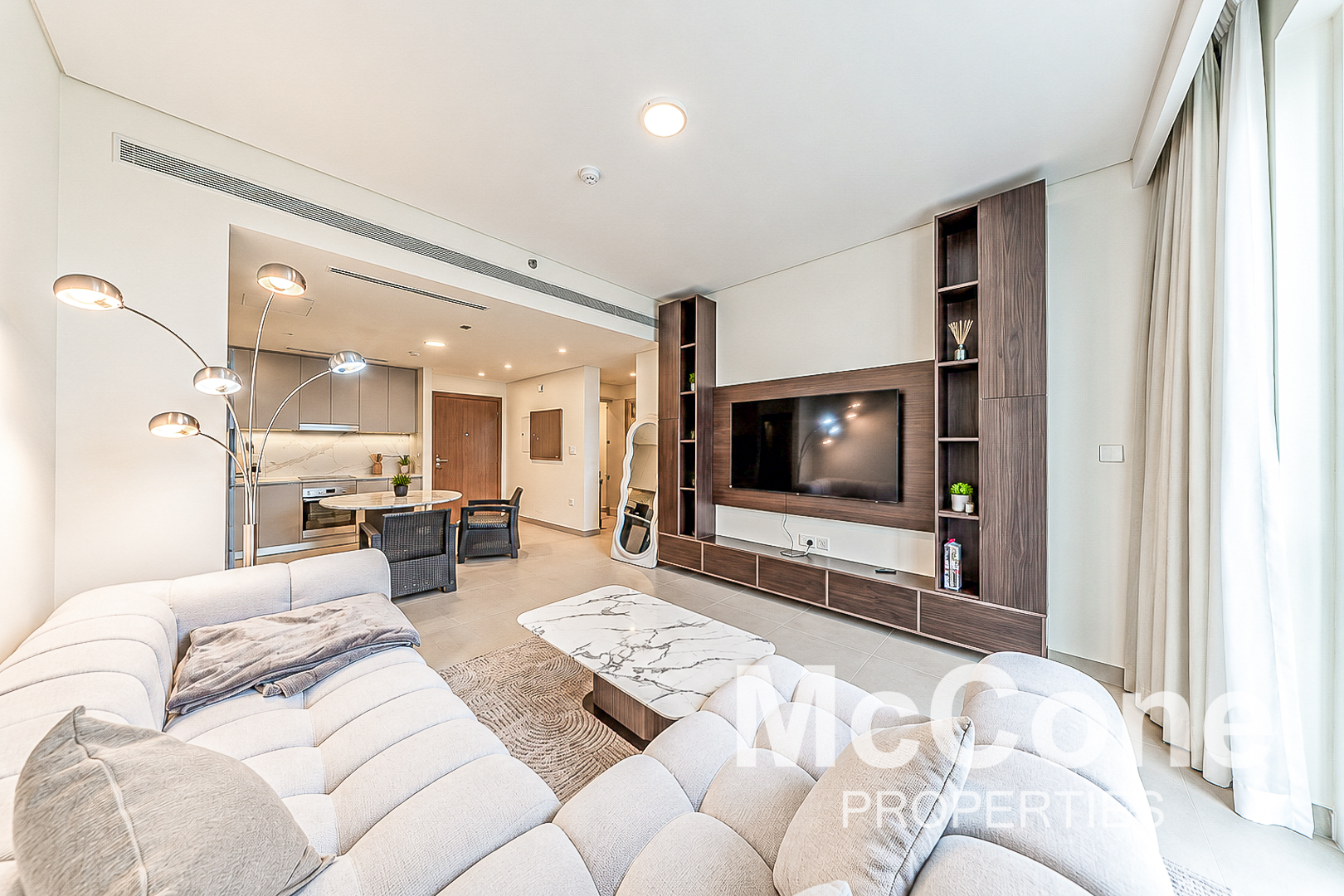 1 Bedroom Apartment for Rent in Beach Mansion Tower 1, Dubai Harbour — photo 2 of 11