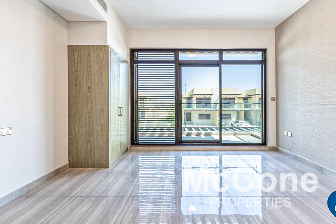 4 Bedroom Villa for Rent in Silver Springs 3, Damac Hills — photo 9 of 12
