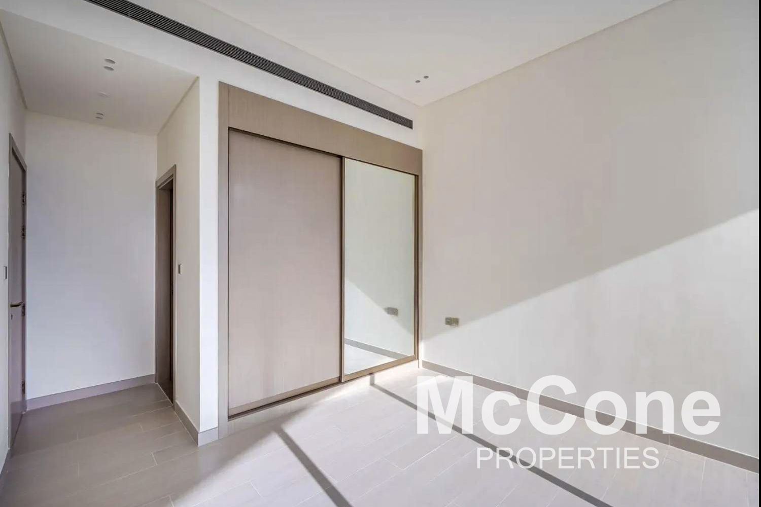 1 Bedroom Apartment for Rent in Binghatti Phantom, Jumeirah Village Circle — photo 5 of 10