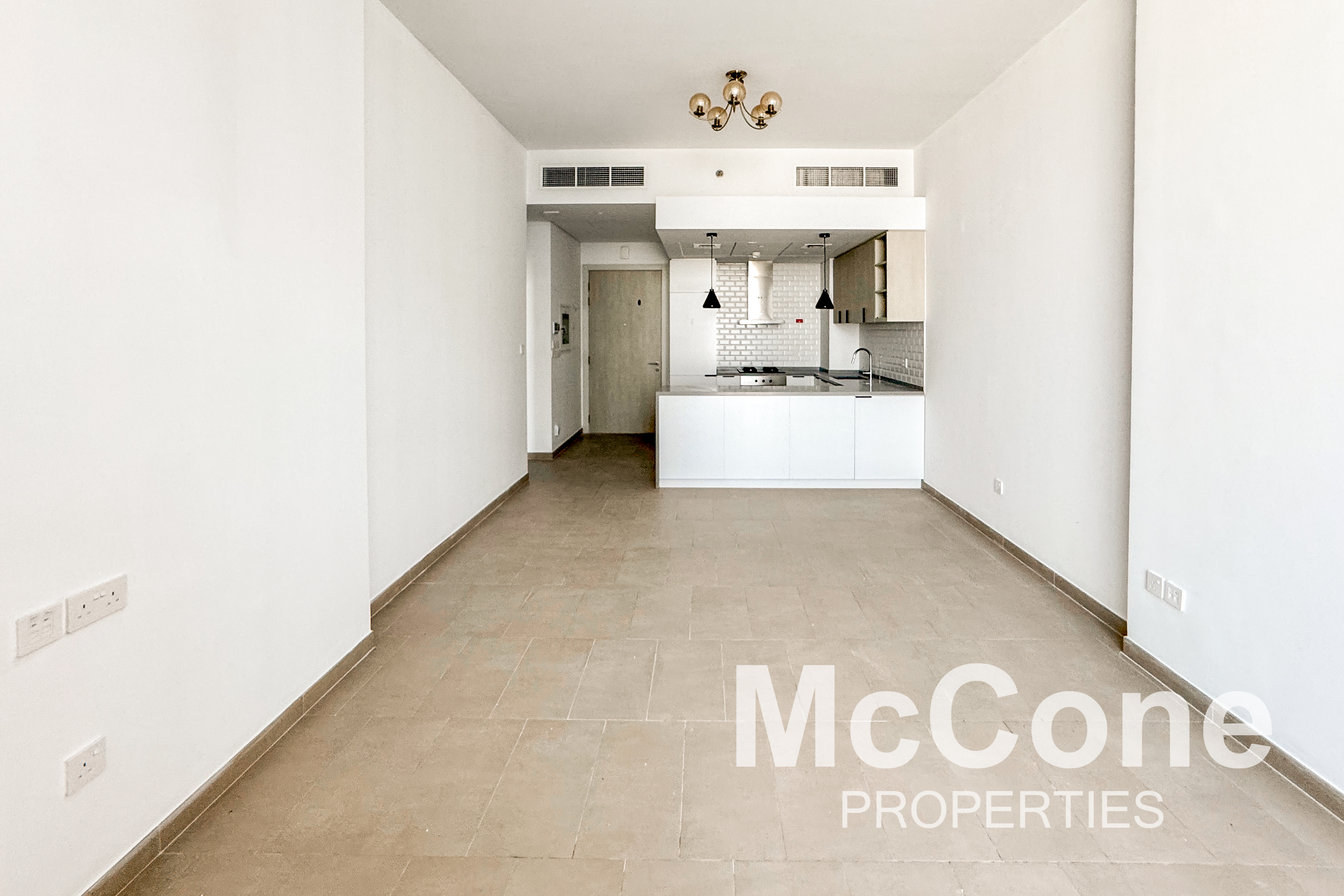 1 Bedroom Apartment for Rent in Belgravia Heights 1, Jumeirah Village Circle — photo 2 of 16