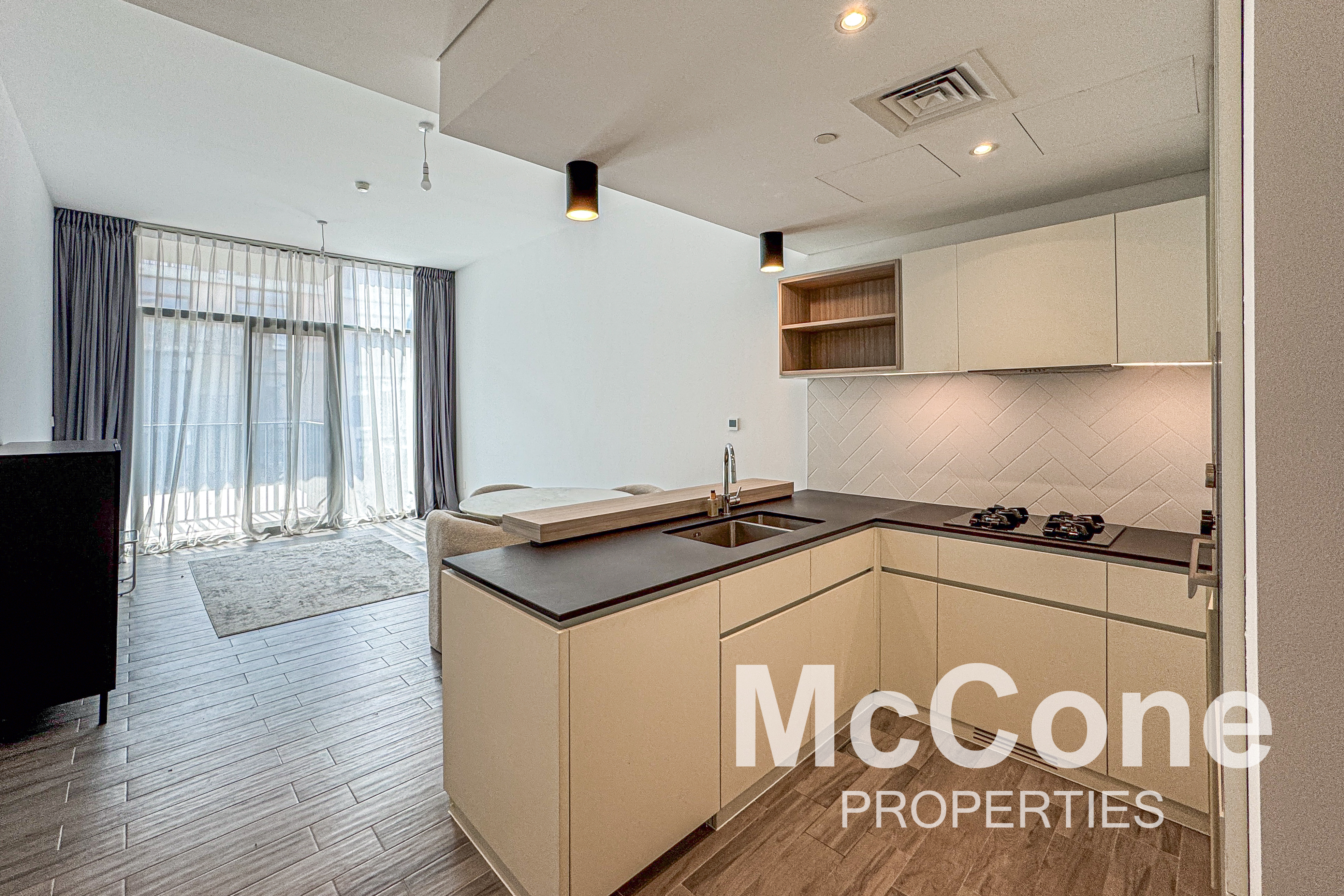 1 Bedroom Apartment for Rent in Belgravia Square, Jumeirah Village Circle — photo 4 of 17