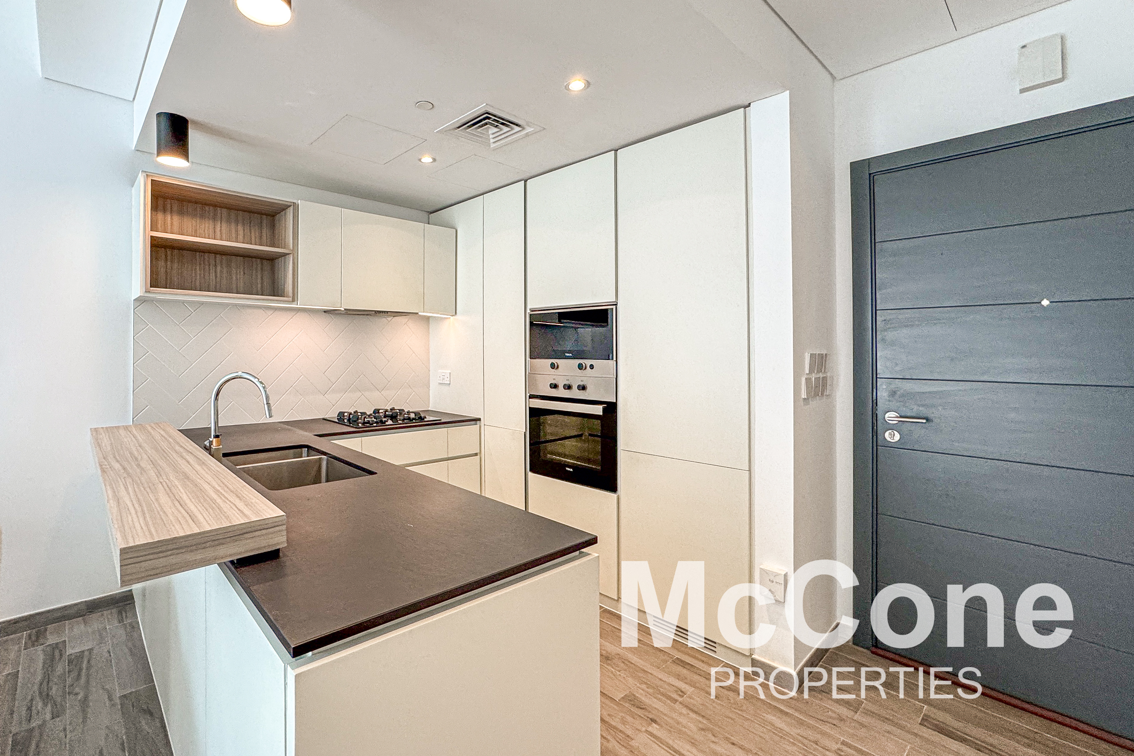 1 Bedroom Apartment for Rent in Belgravia Square, Jumeirah Village Circle — photo 5 of 17