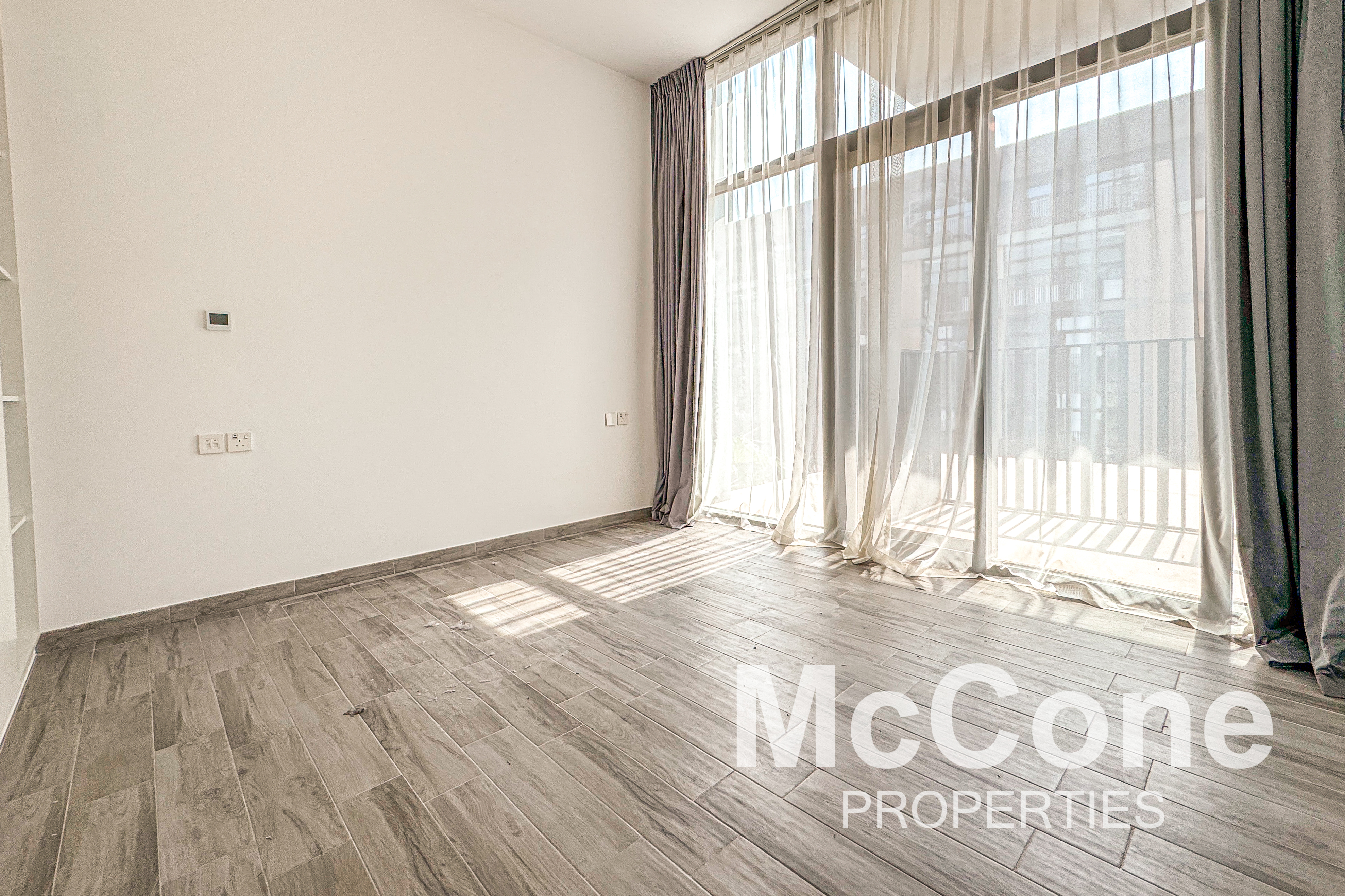 1 Bedroom Apartment for Rent in Belgravia Square, Jumeirah Village Circle — photo 7 of 17