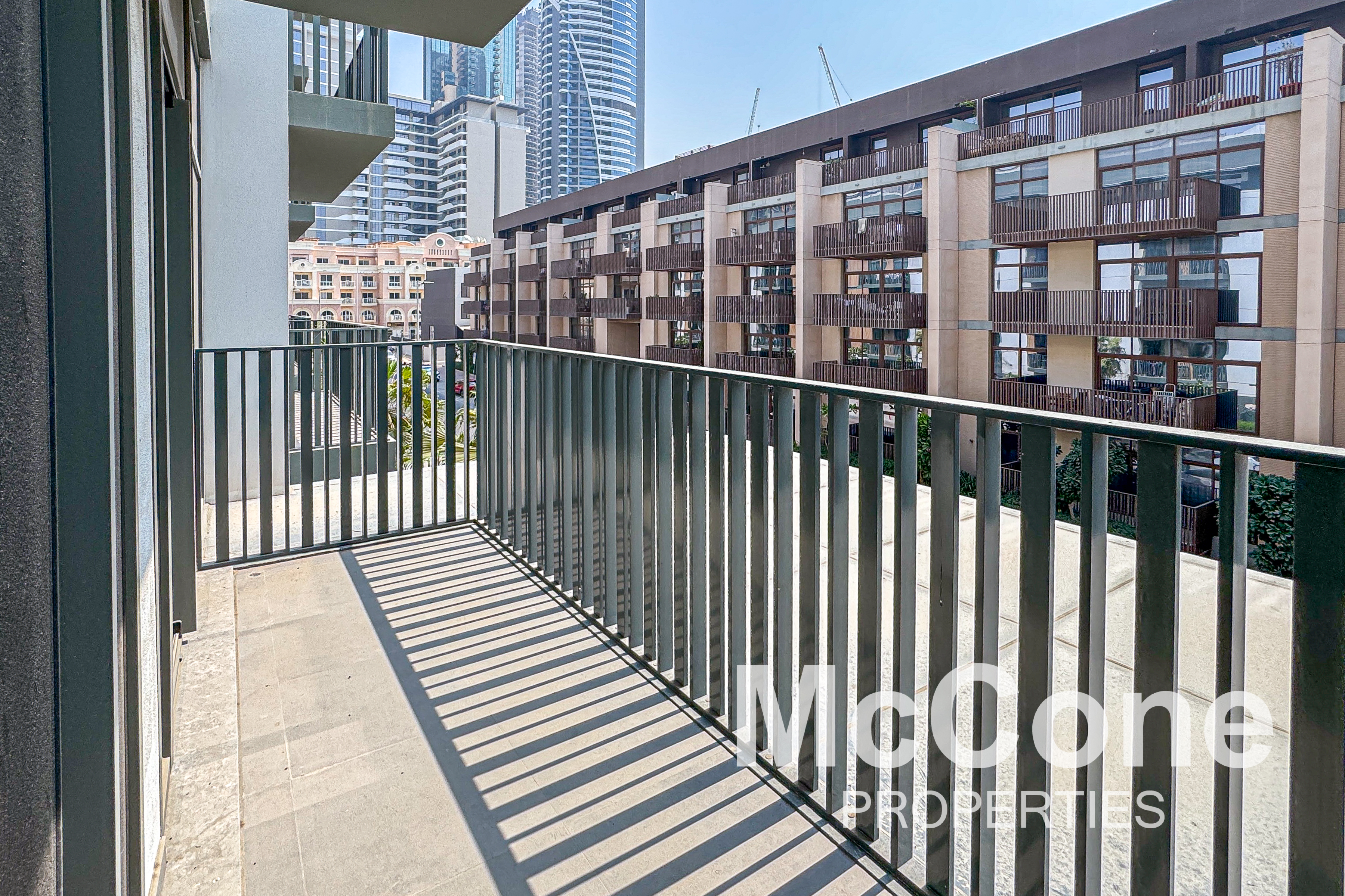 1 Bedroom Apartment for Rent in Belgravia Square, Jumeirah Village Circle — photograph 15 of 17