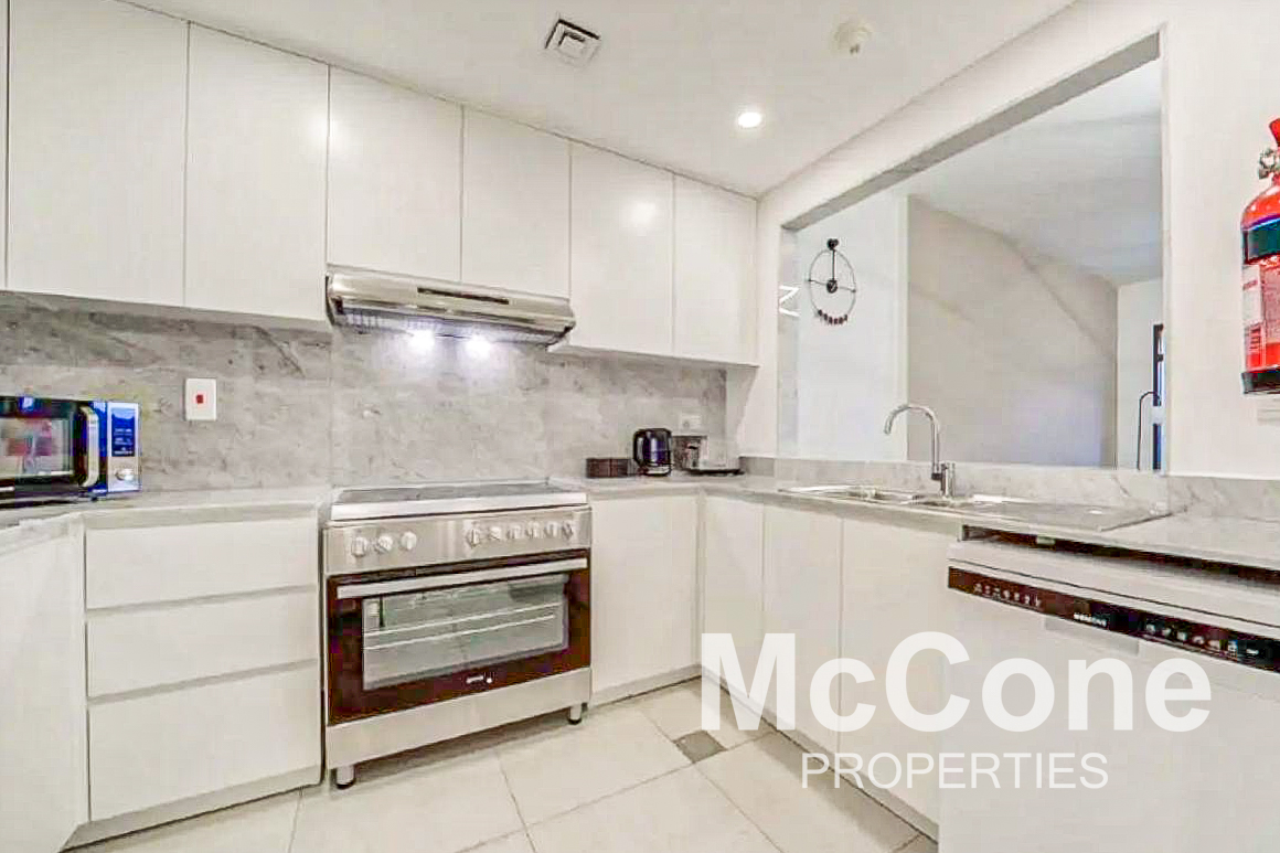 2 Bedroom Apartment for Rent in Rahaal 1, Umm Suqeim — photo 3 of 10
